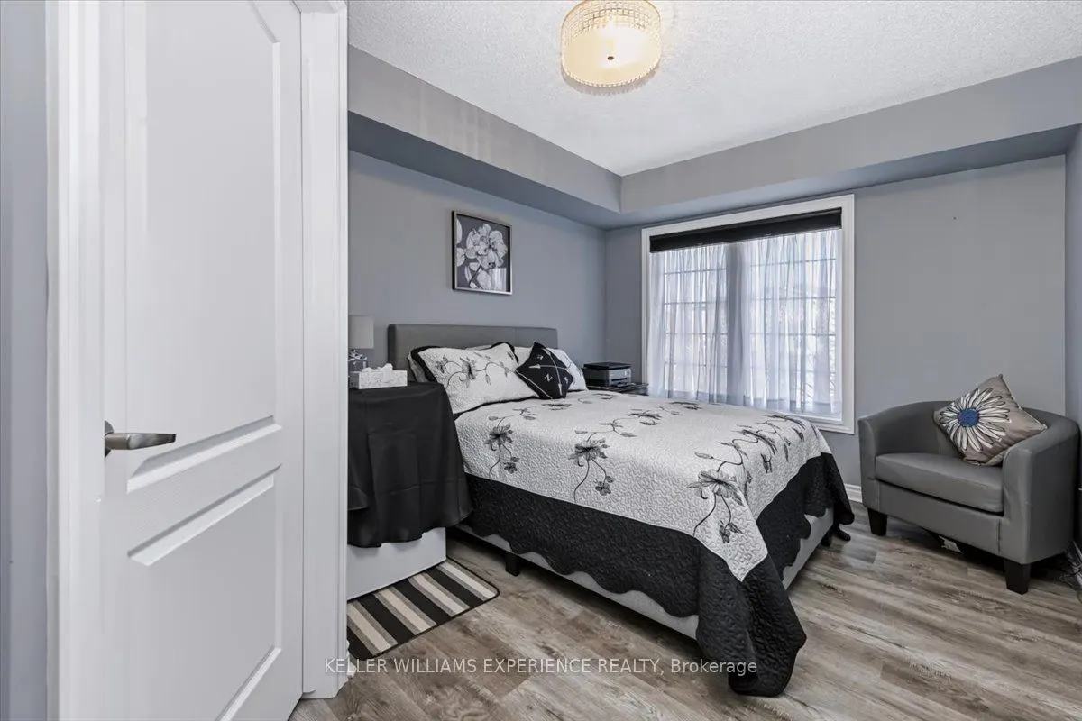 137 Sydenham Wells #13