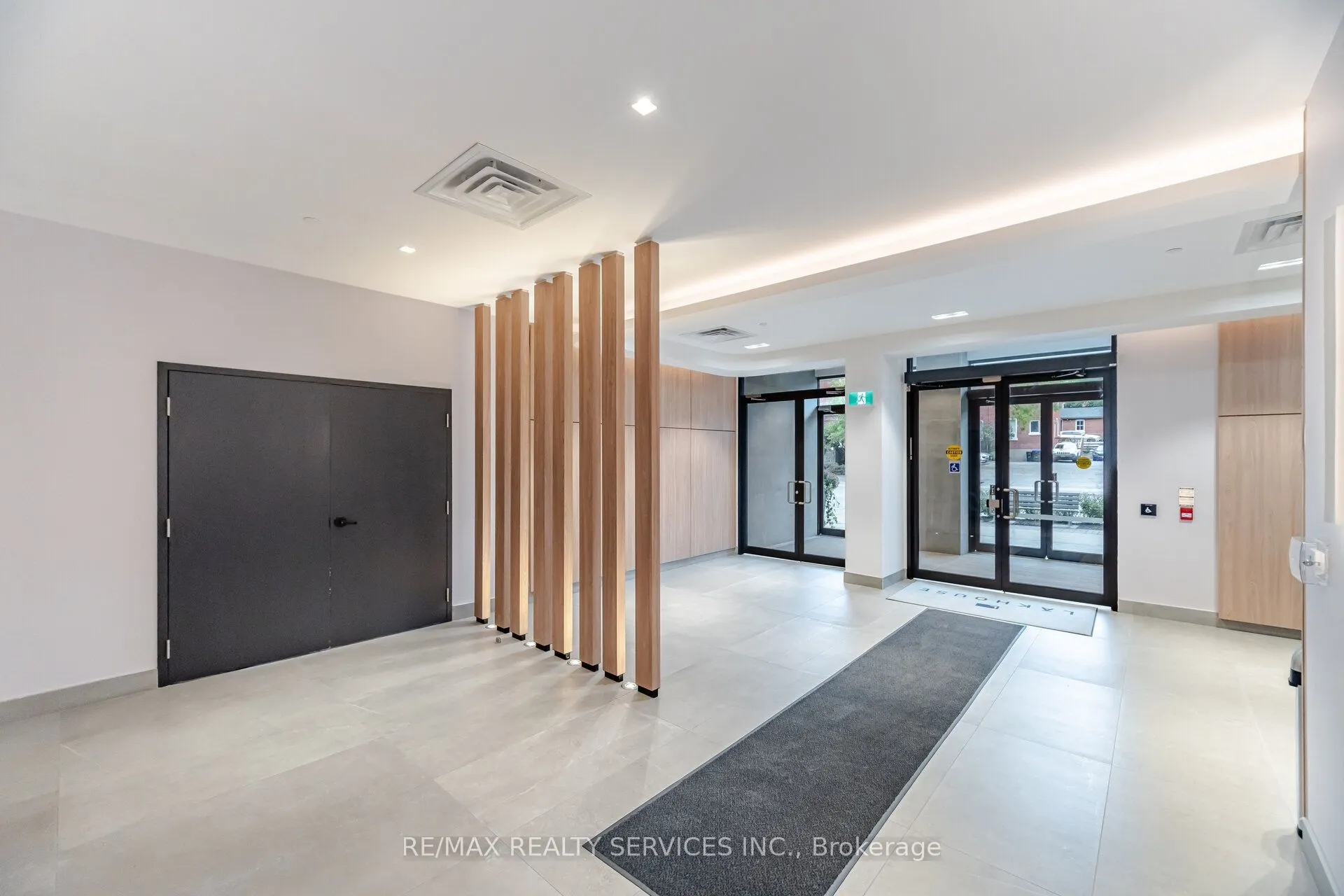 185 Dunlop Street E #620