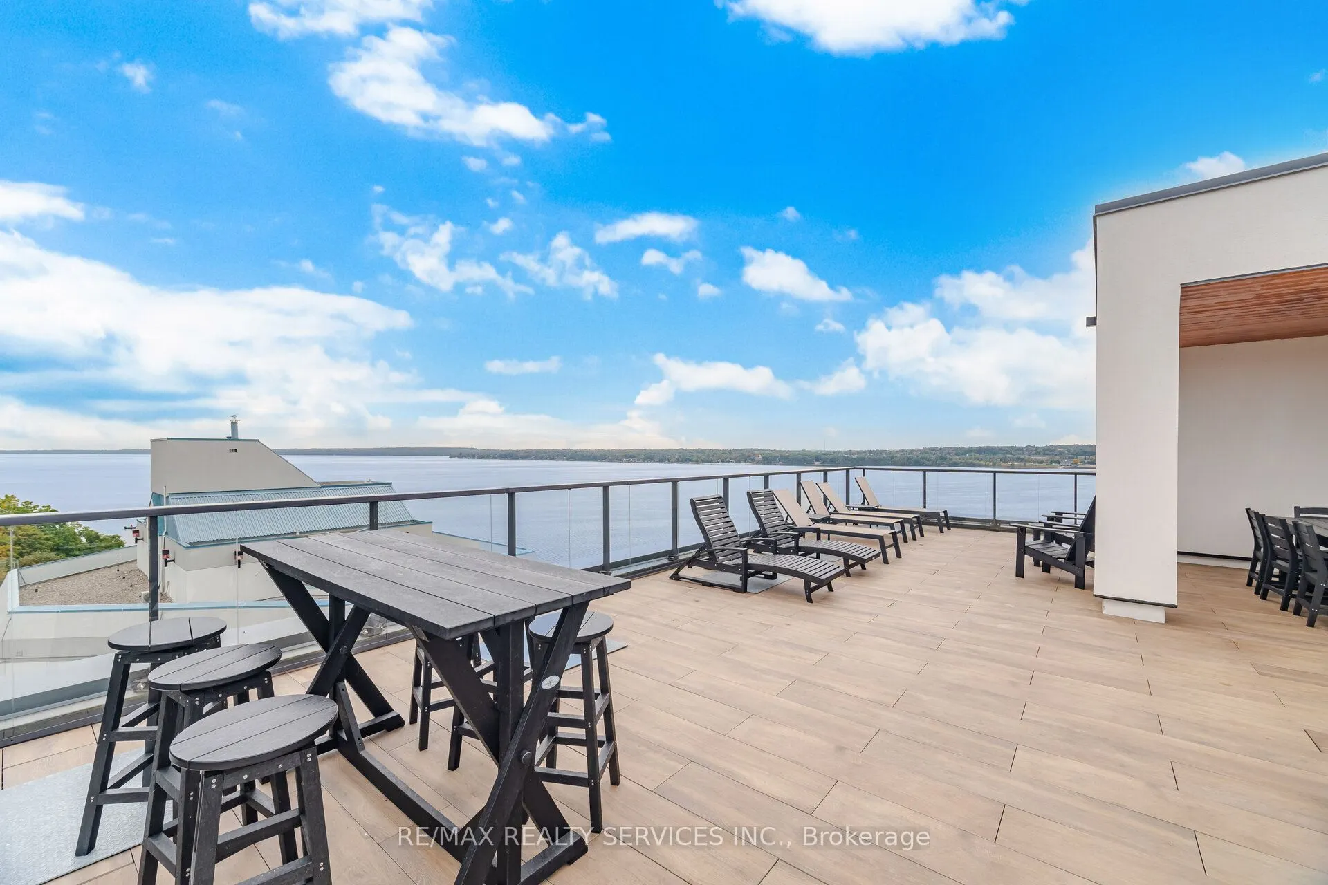 185 Dunlop Street E #620