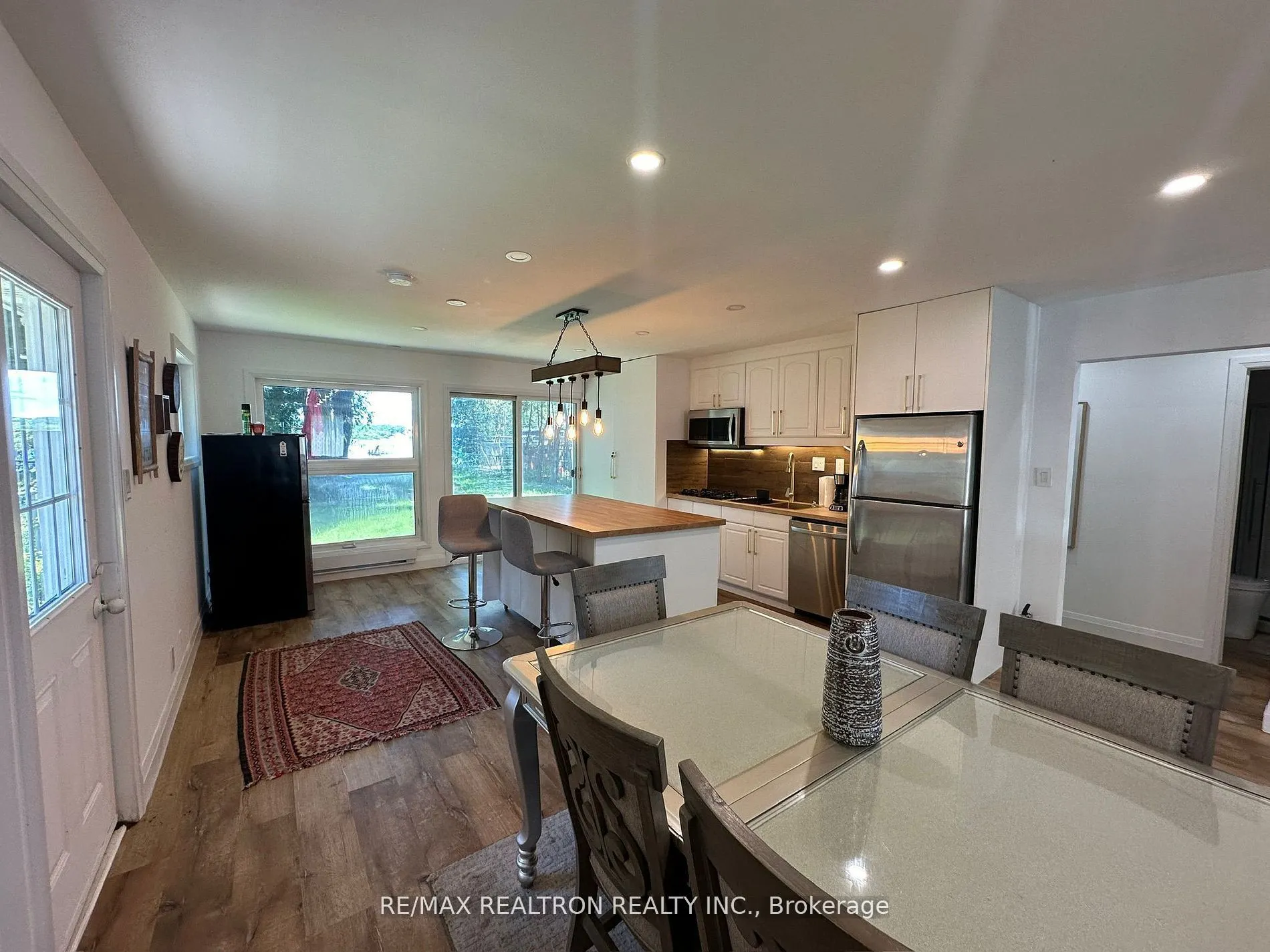 172 Cedar Island Road