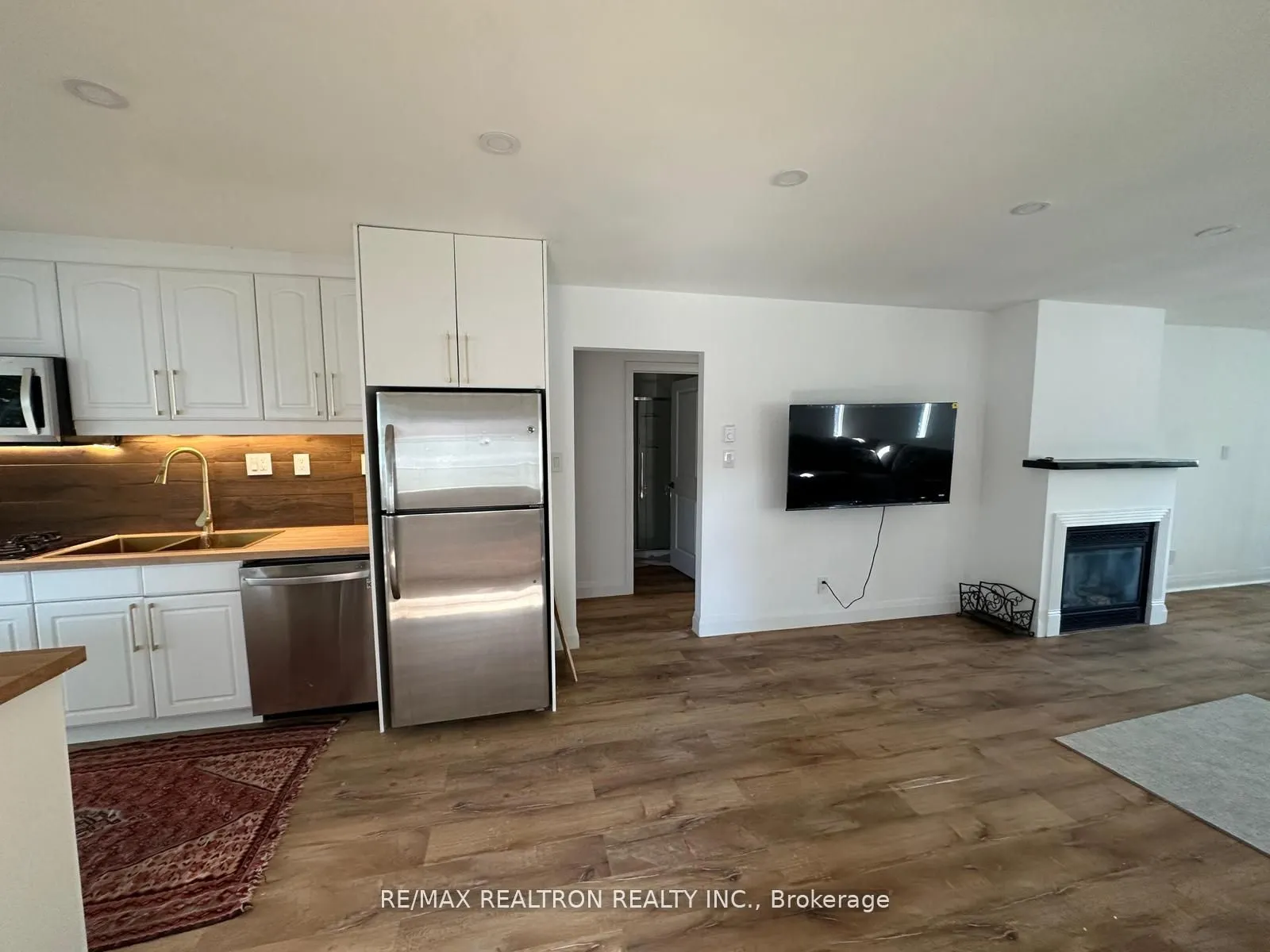 172 Cedar Island Road