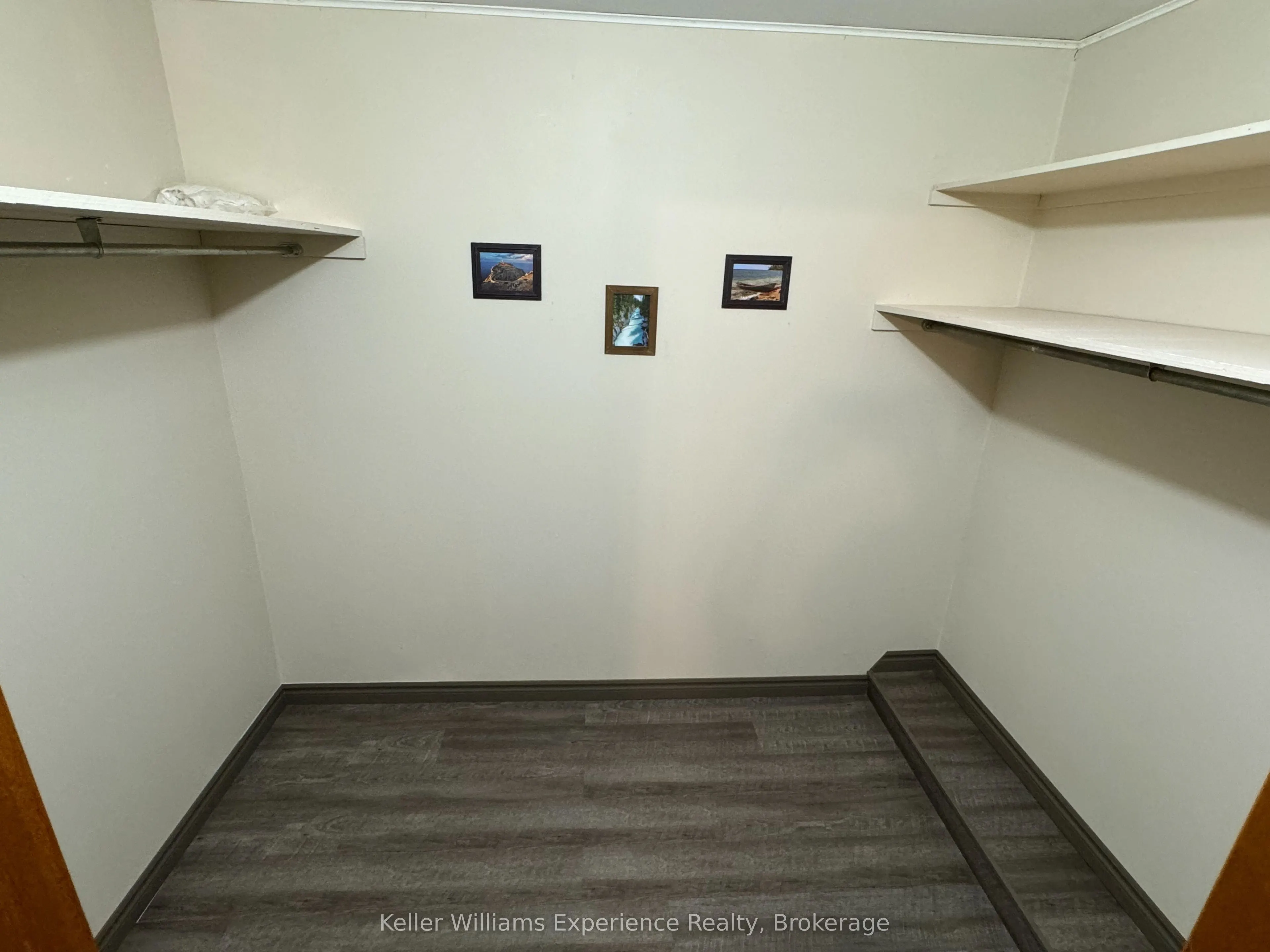 993 18 Concession W