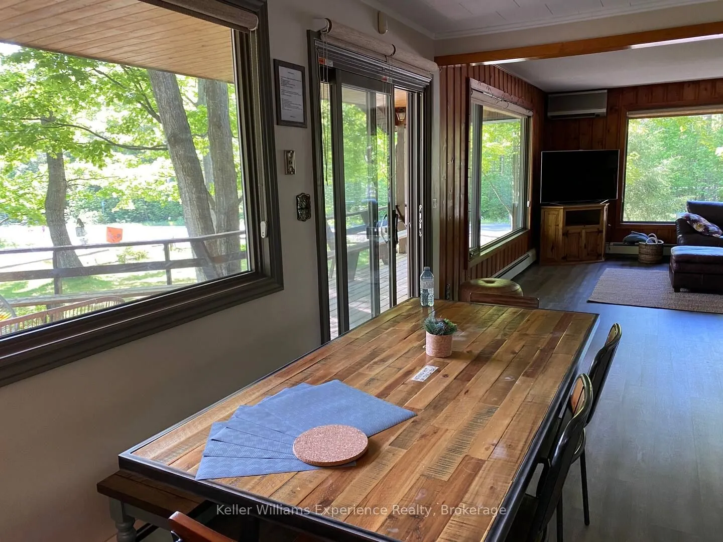993 18 Concession W