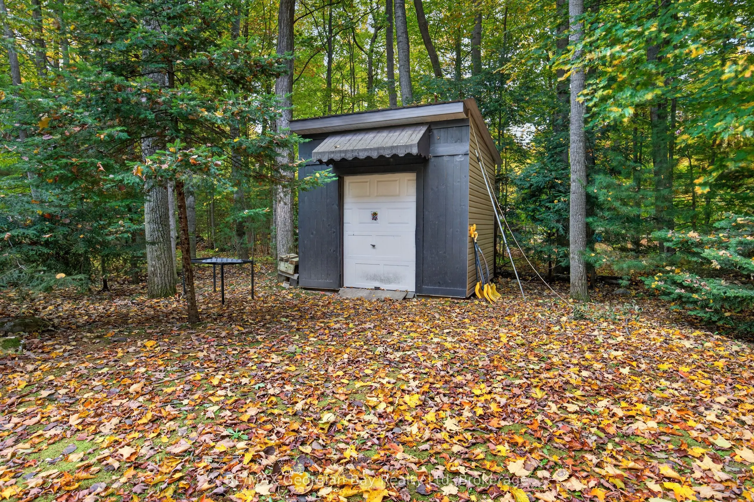 130 Desroches Trail