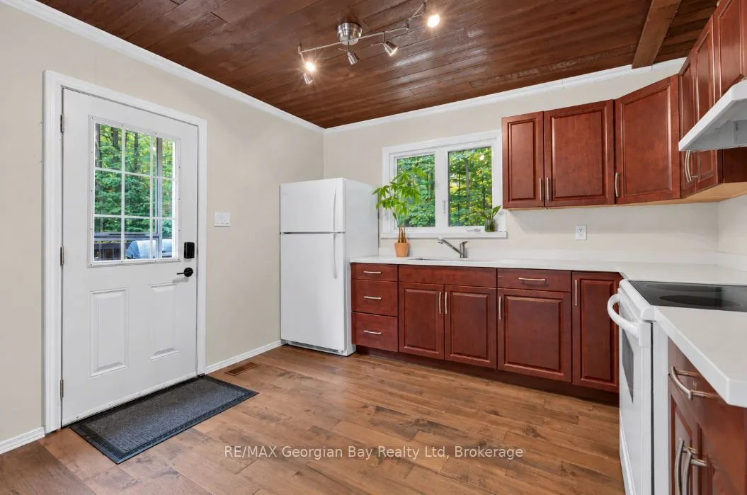 130 Desroches Trail