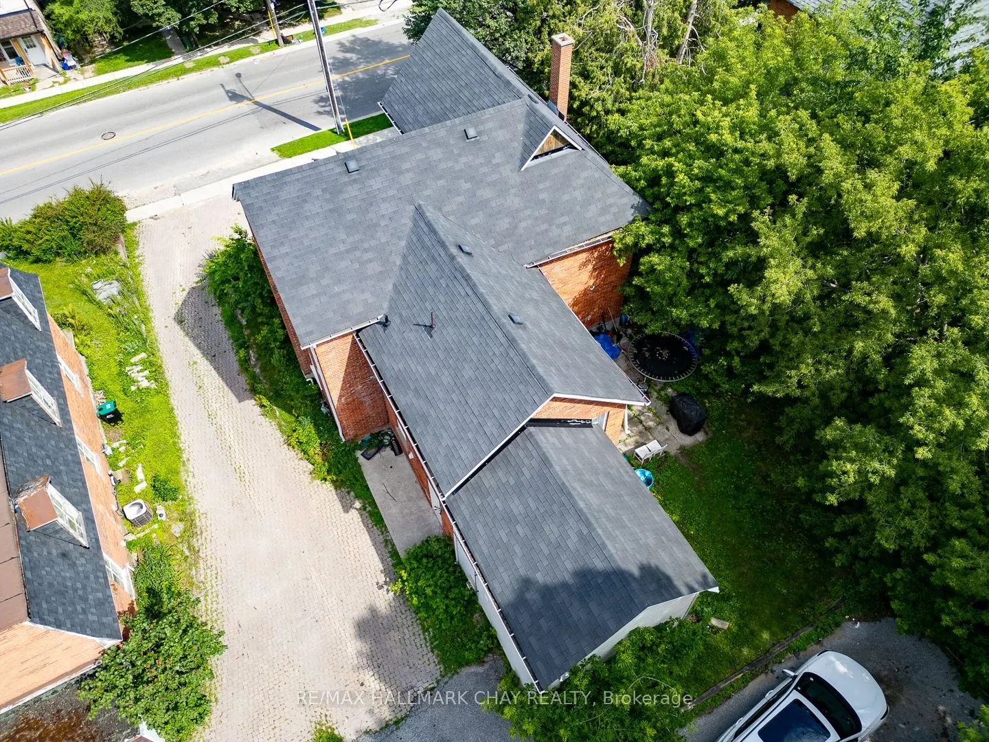 9 Penetang Street