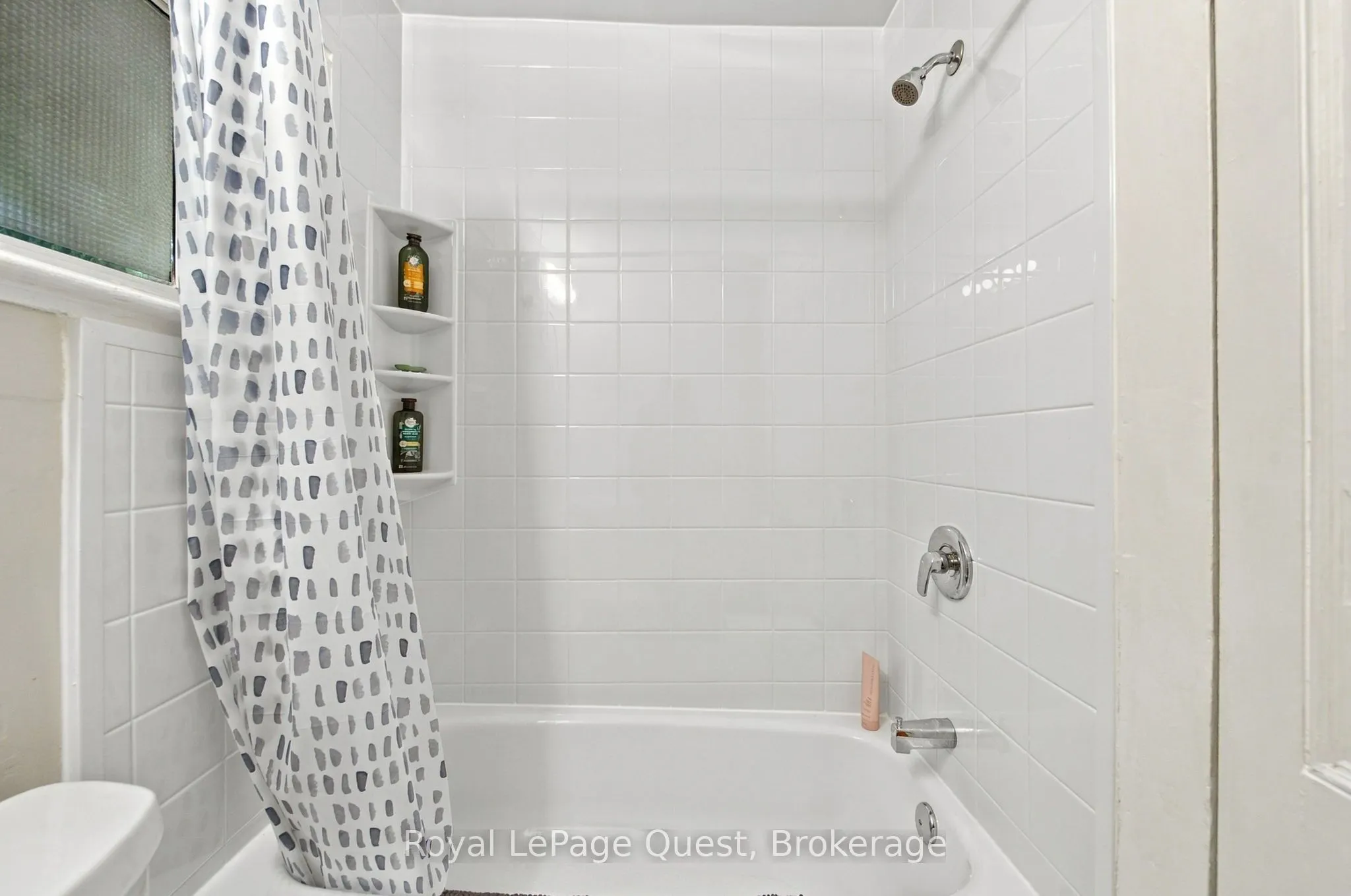148 Coldwater Road W