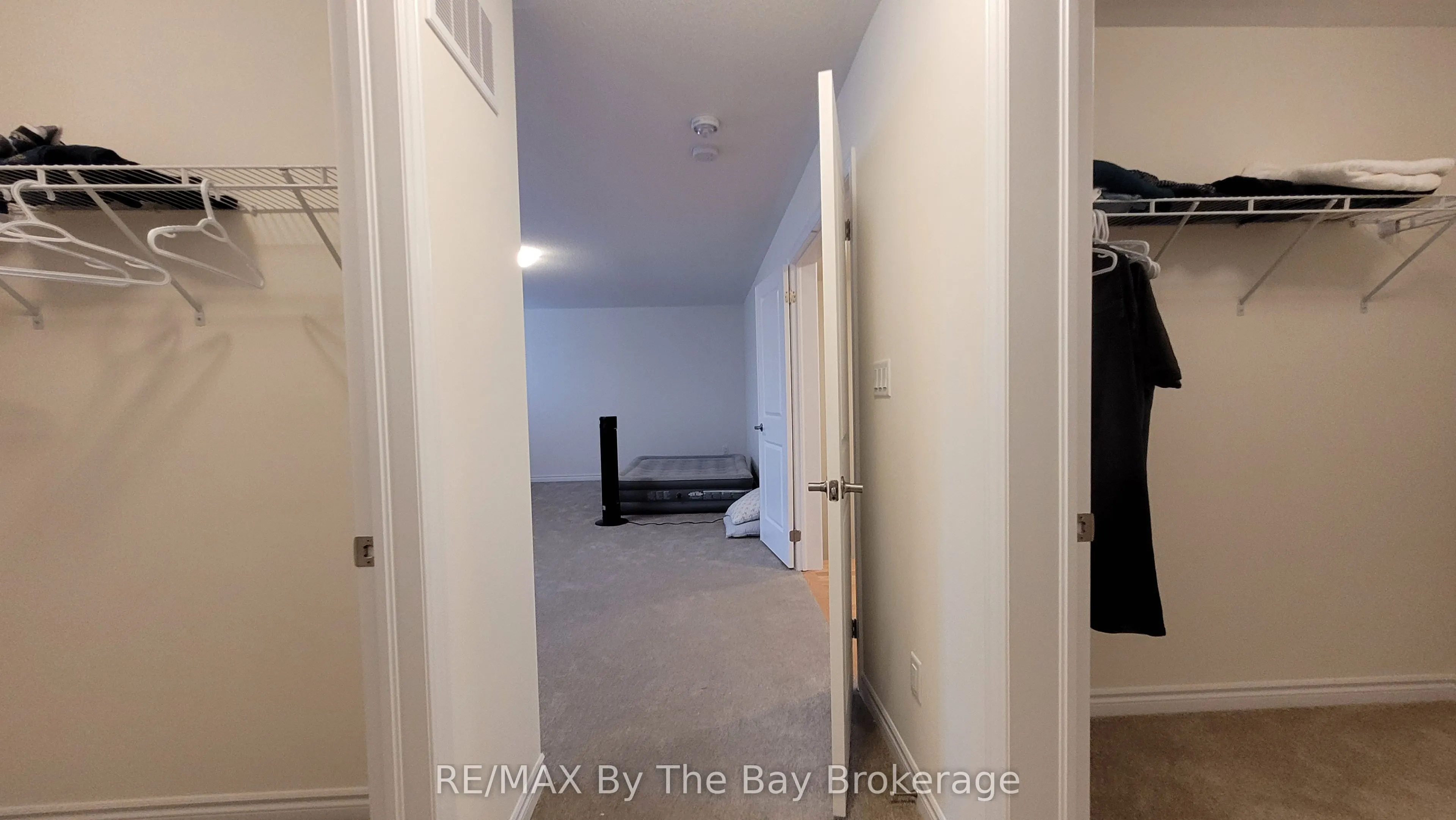 32 Rosanne Circle