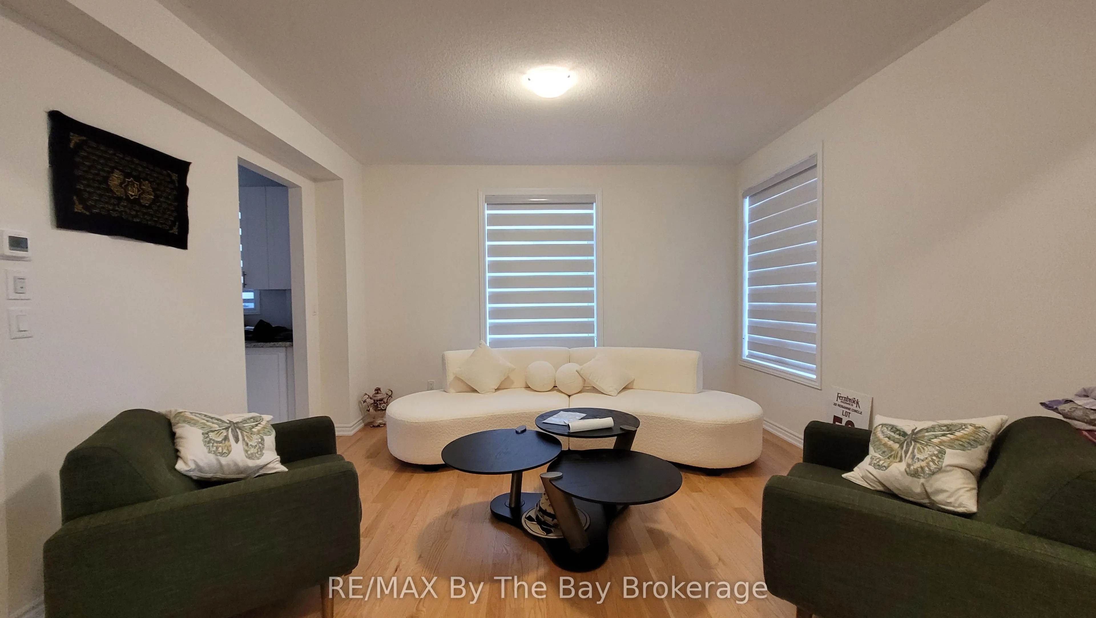 32 Rosanne Circle