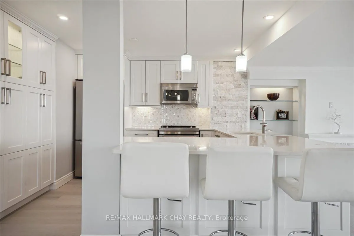 181 Collier Street #1208