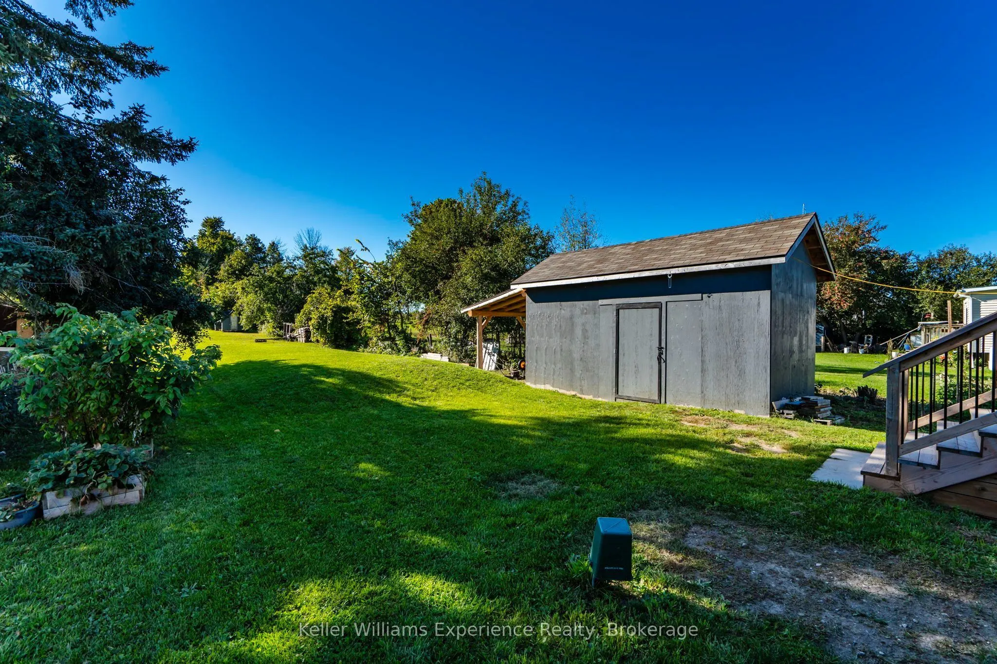 4614 25 Side Road