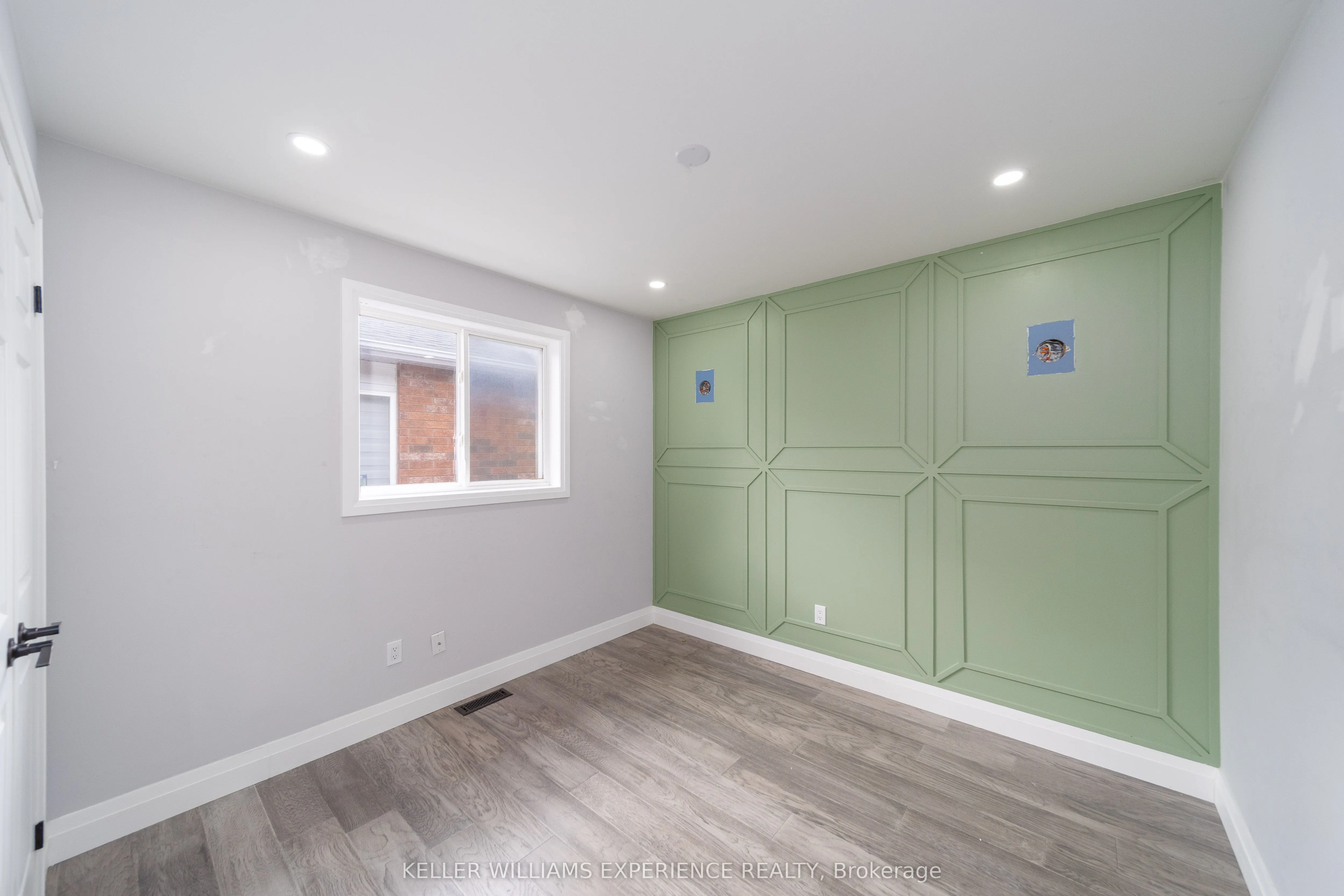 90 Sproule Drive