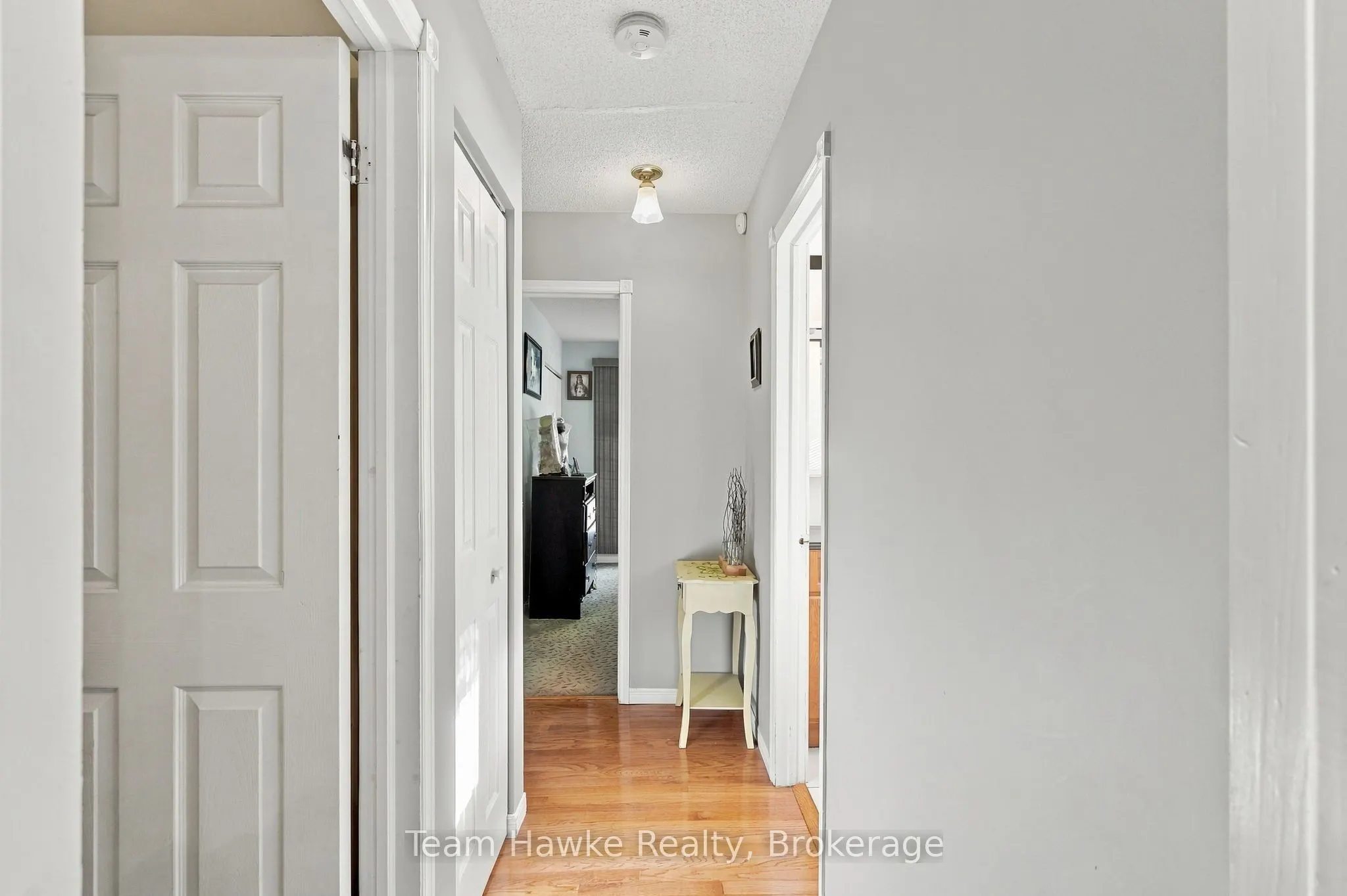 464 West Street W
