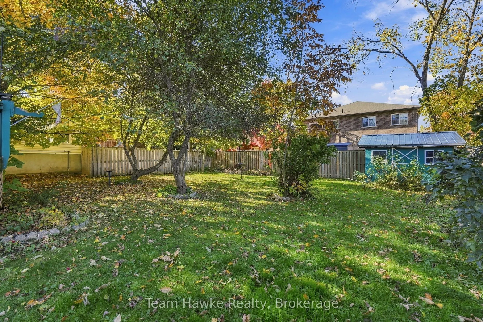 464 West Street W