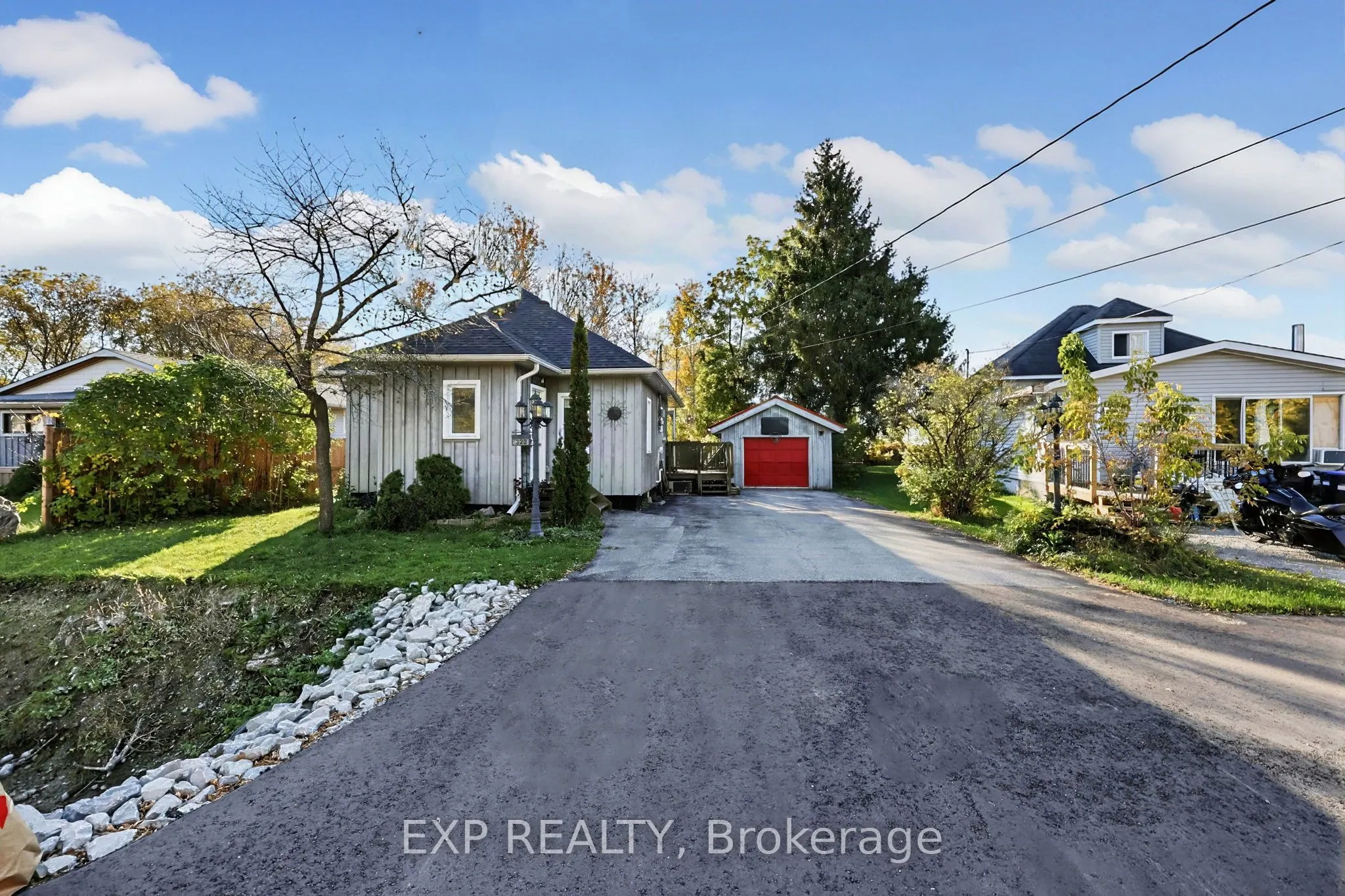 323 BELL Street