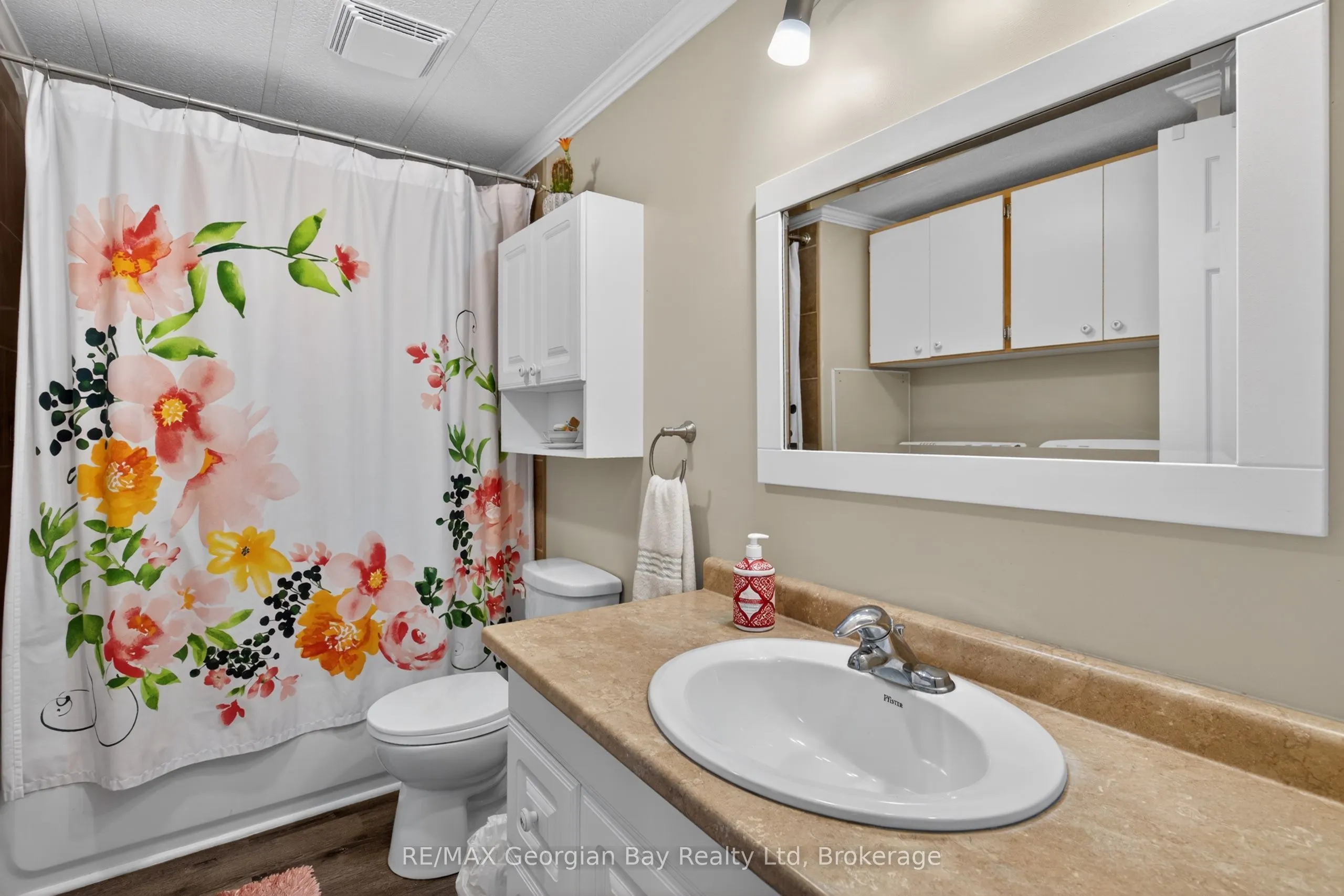 5263 Elliott Side Road #81