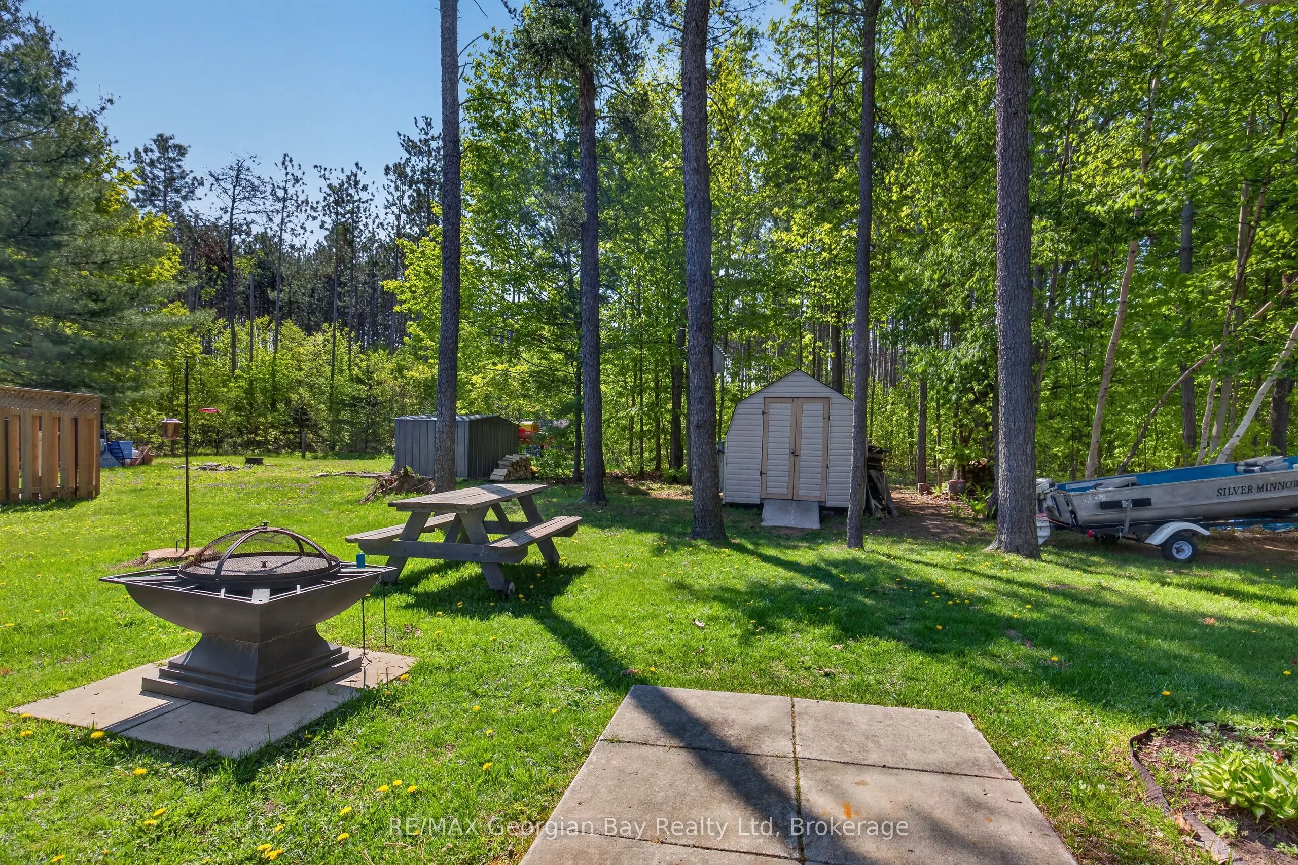 5263 Elliott Side Road #81