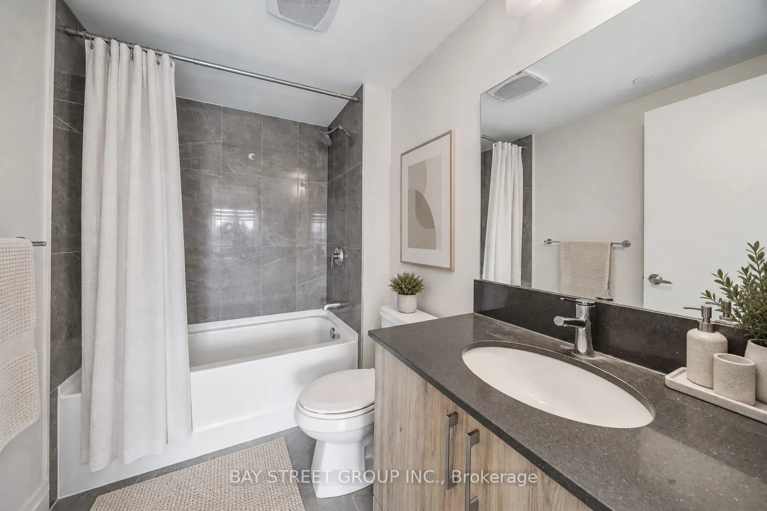 58 Lakeside Terrace #1011