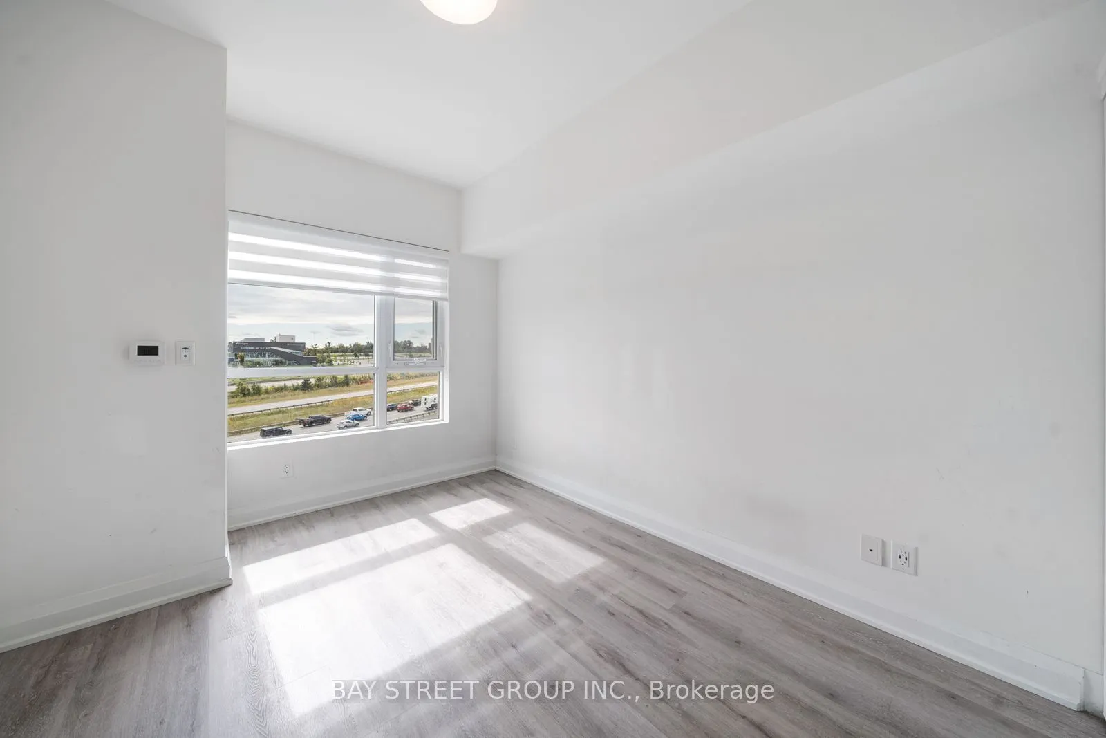 58 Lakeside Terrace #1011