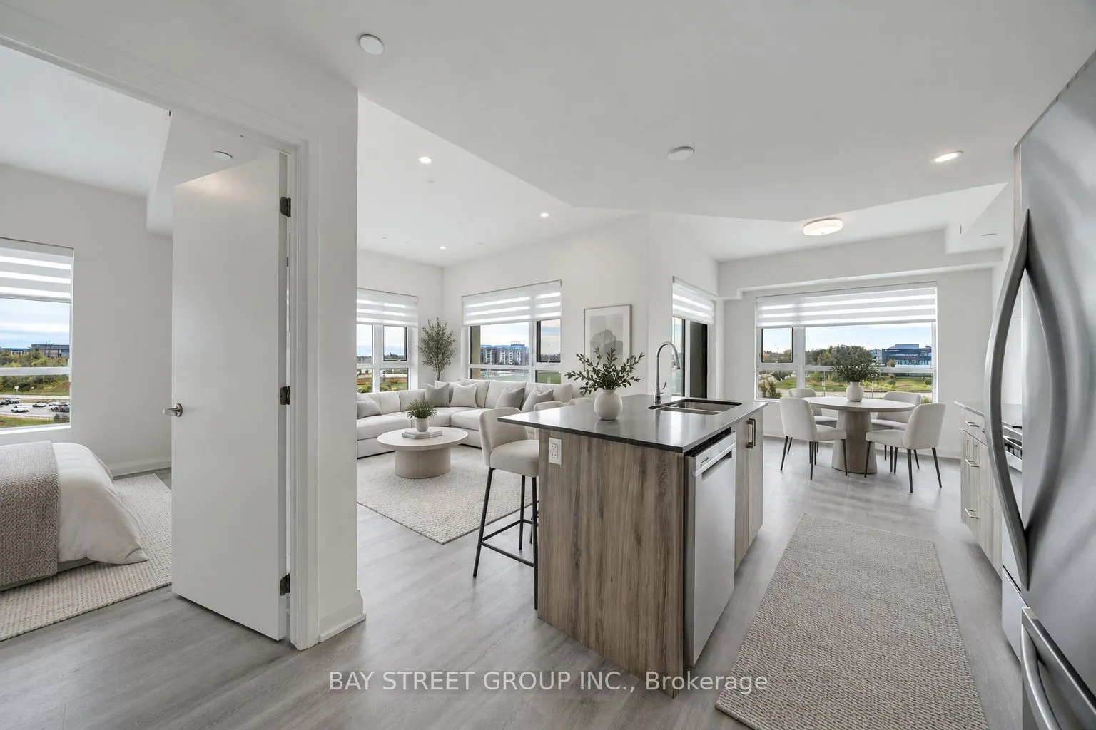 58 Lakeside Terrace #1011