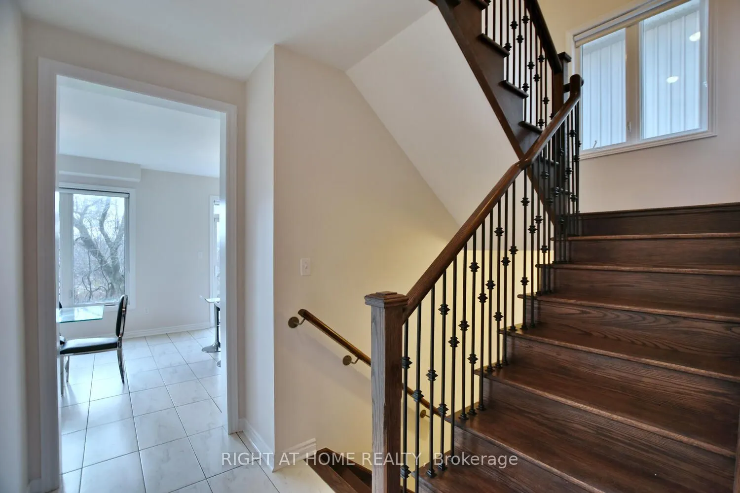 94 KIRBY Avenue