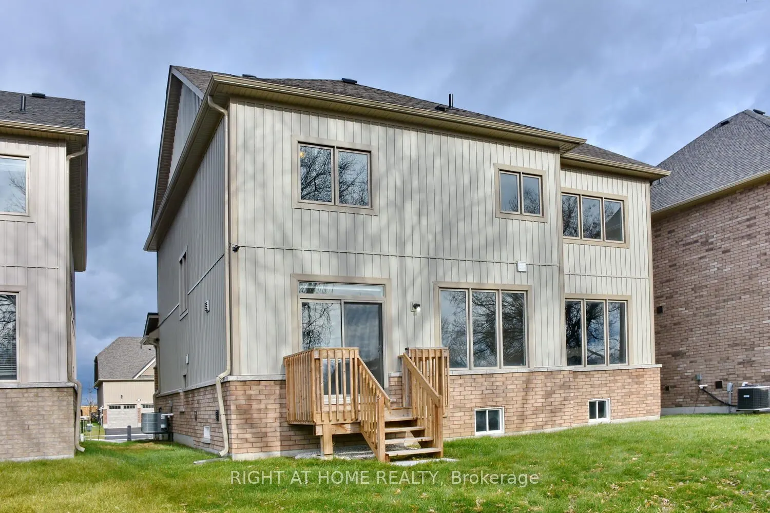 94 KIRBY Avenue