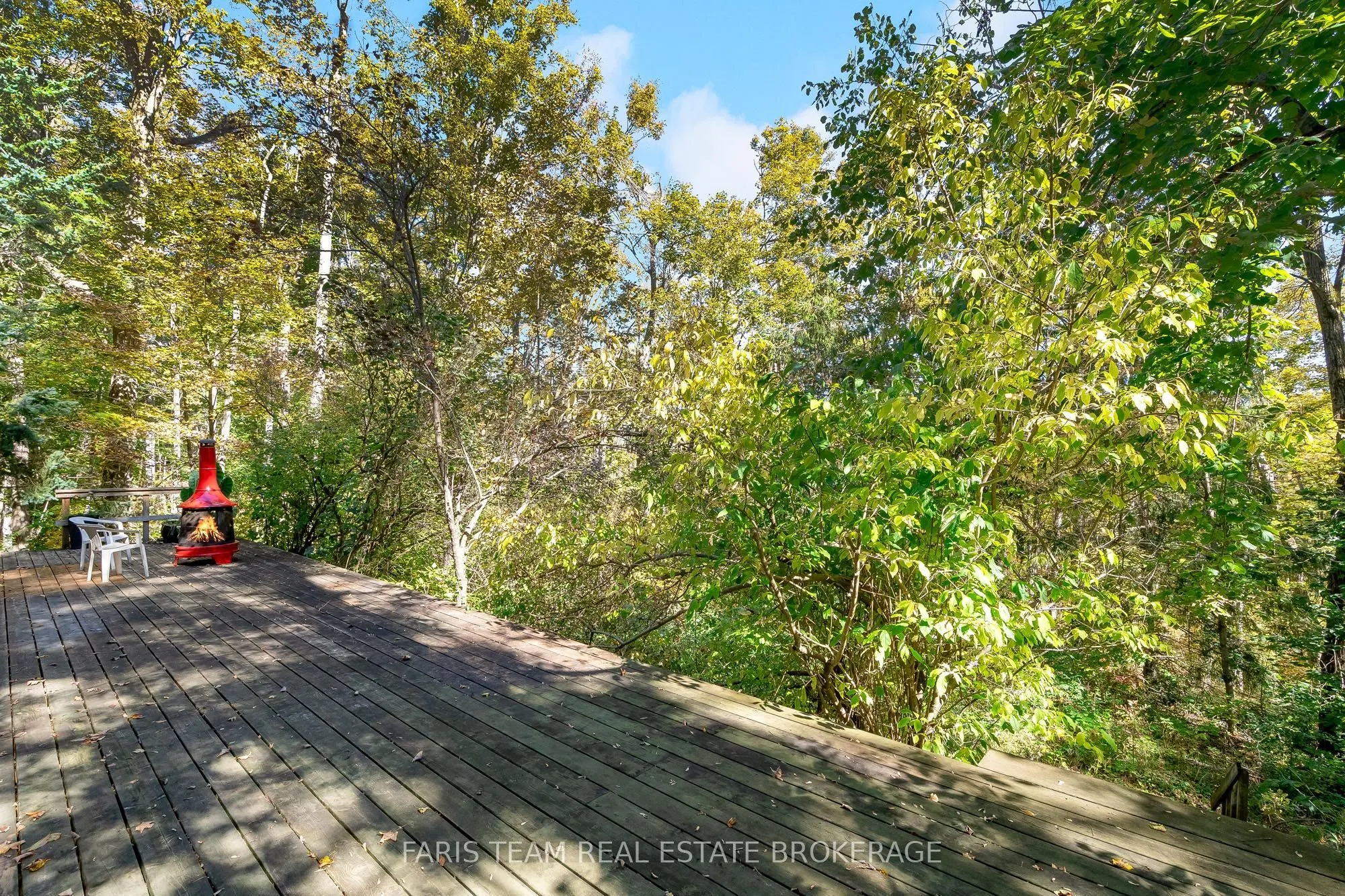 29 Oneida Avenue