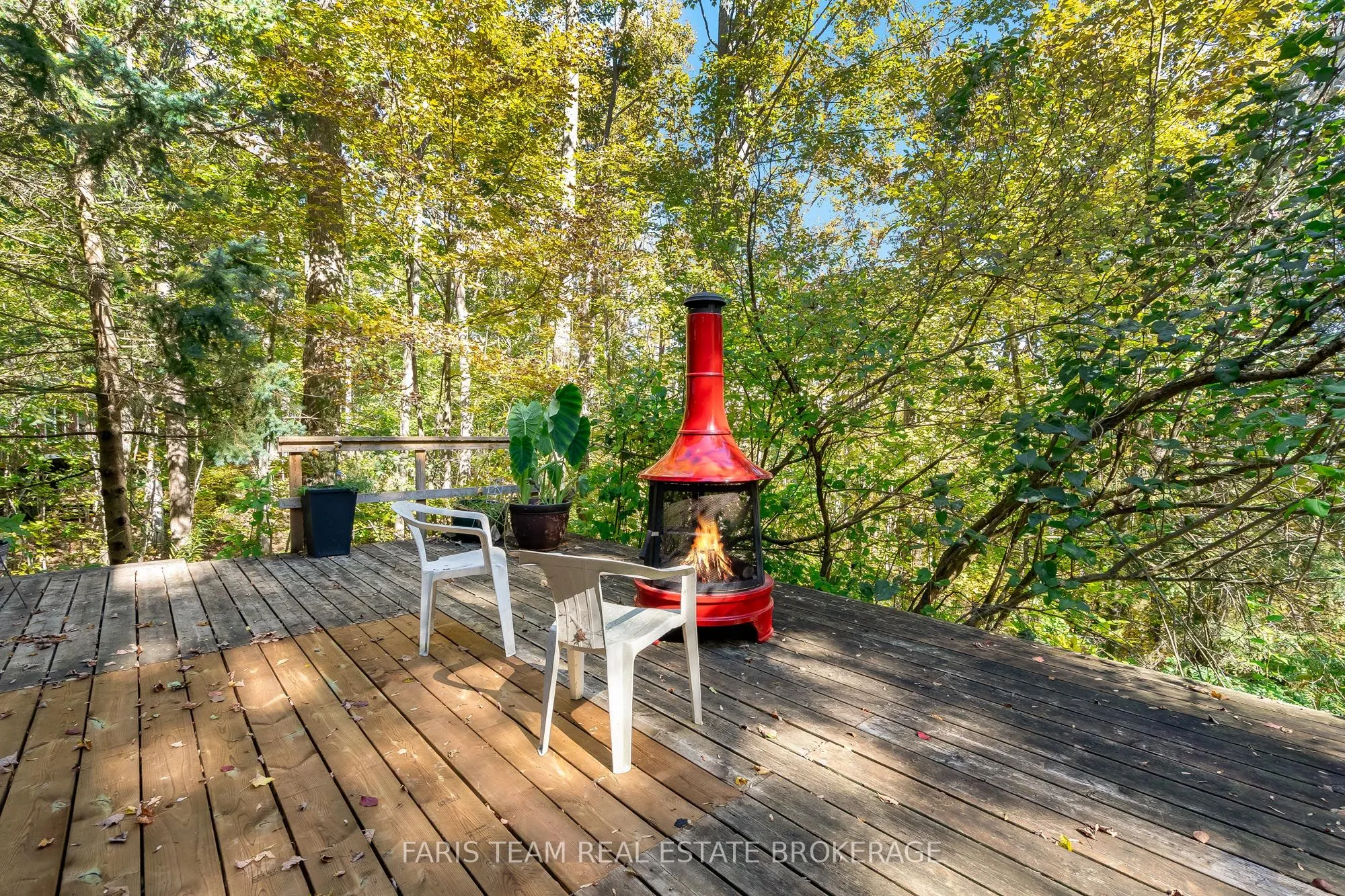 29 Oneida Avenue