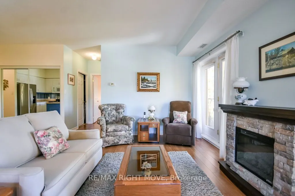 9 Westmount Drive S #Unit 302