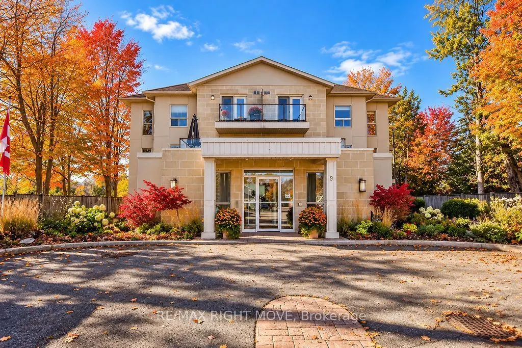 9 Westmount Drive S #Unit 302