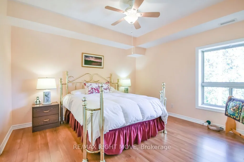 9 Westmount Drive S #Unit 302