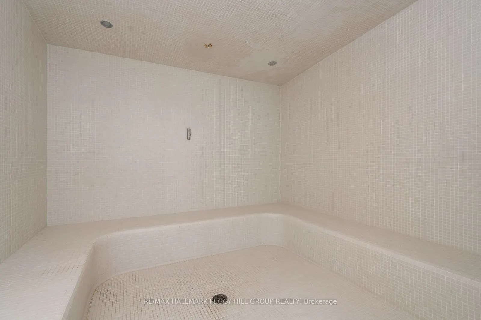 185 Dunlop Street E #623