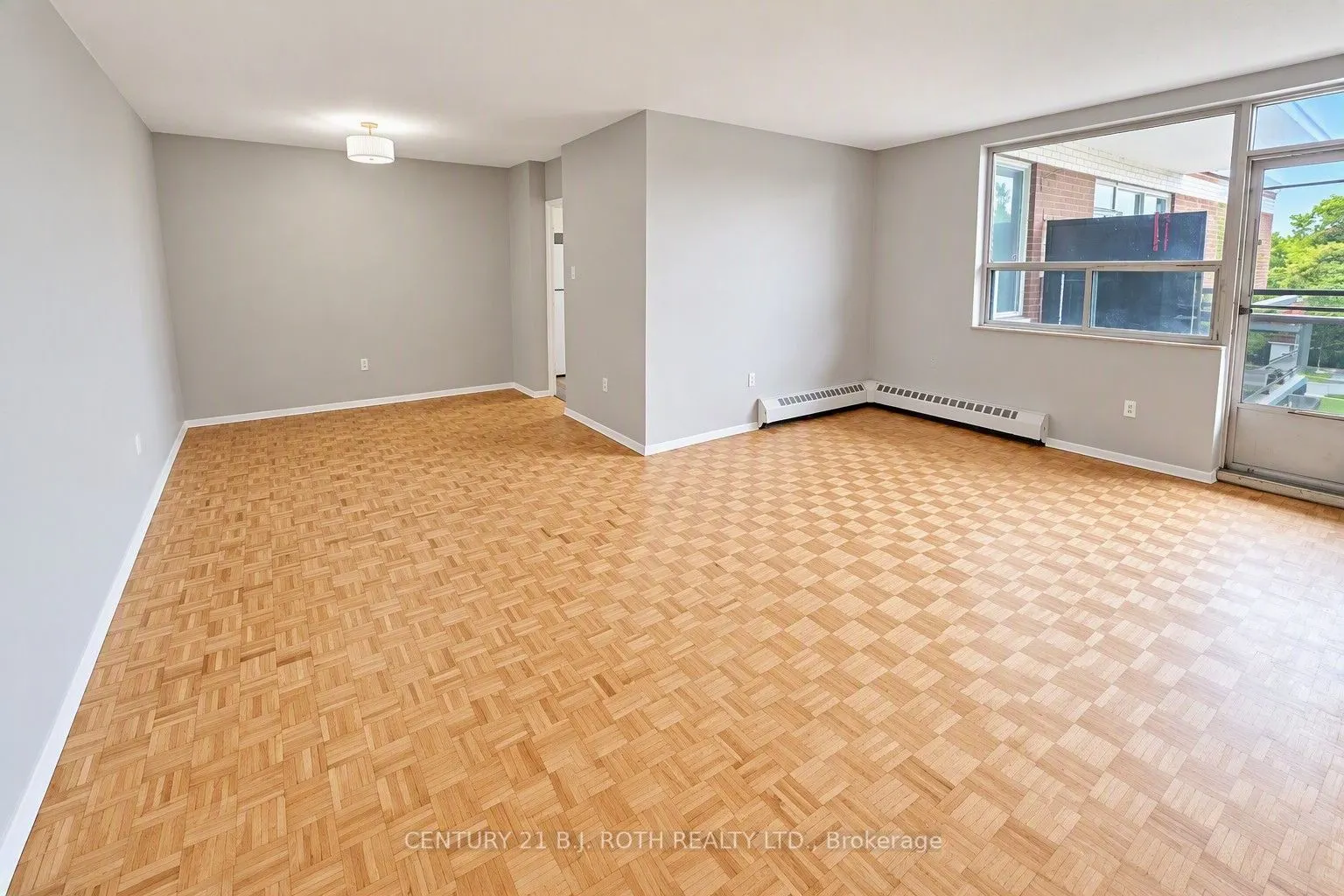 90 Holgate Street #405