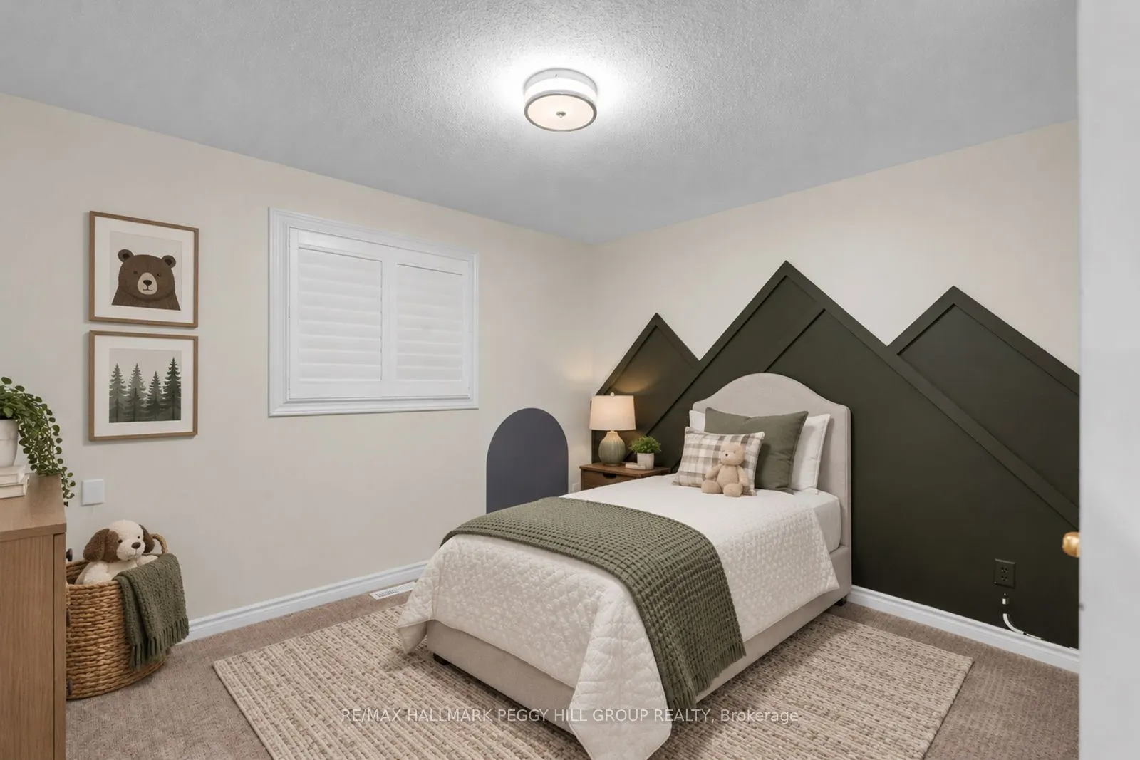 2 Brown Wood Drive