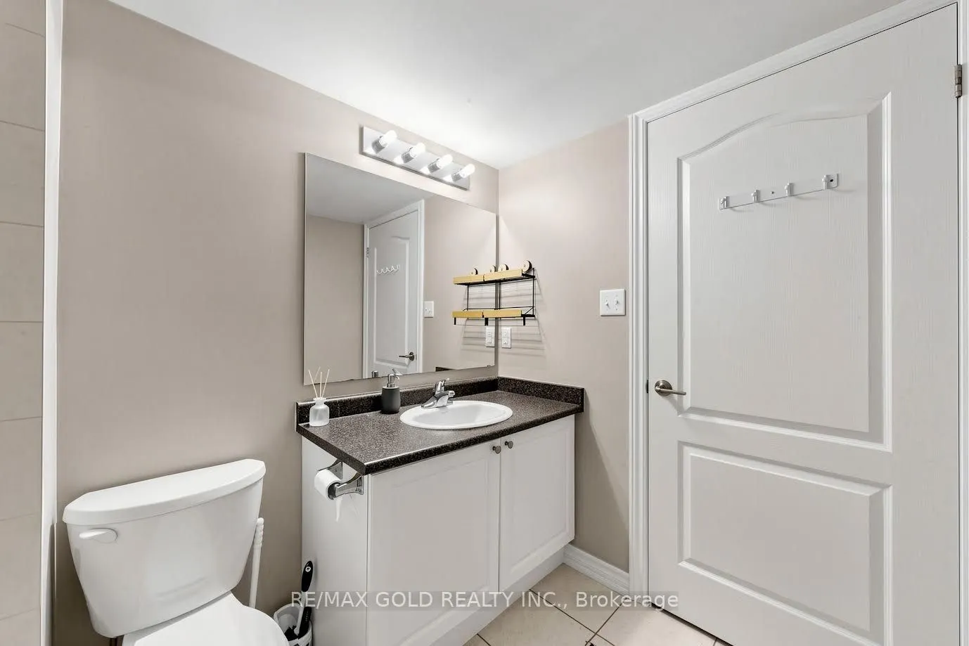 57 Ferndale Drive S #9