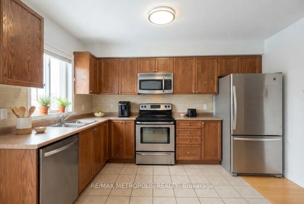 25 Southwoods Crescent #57