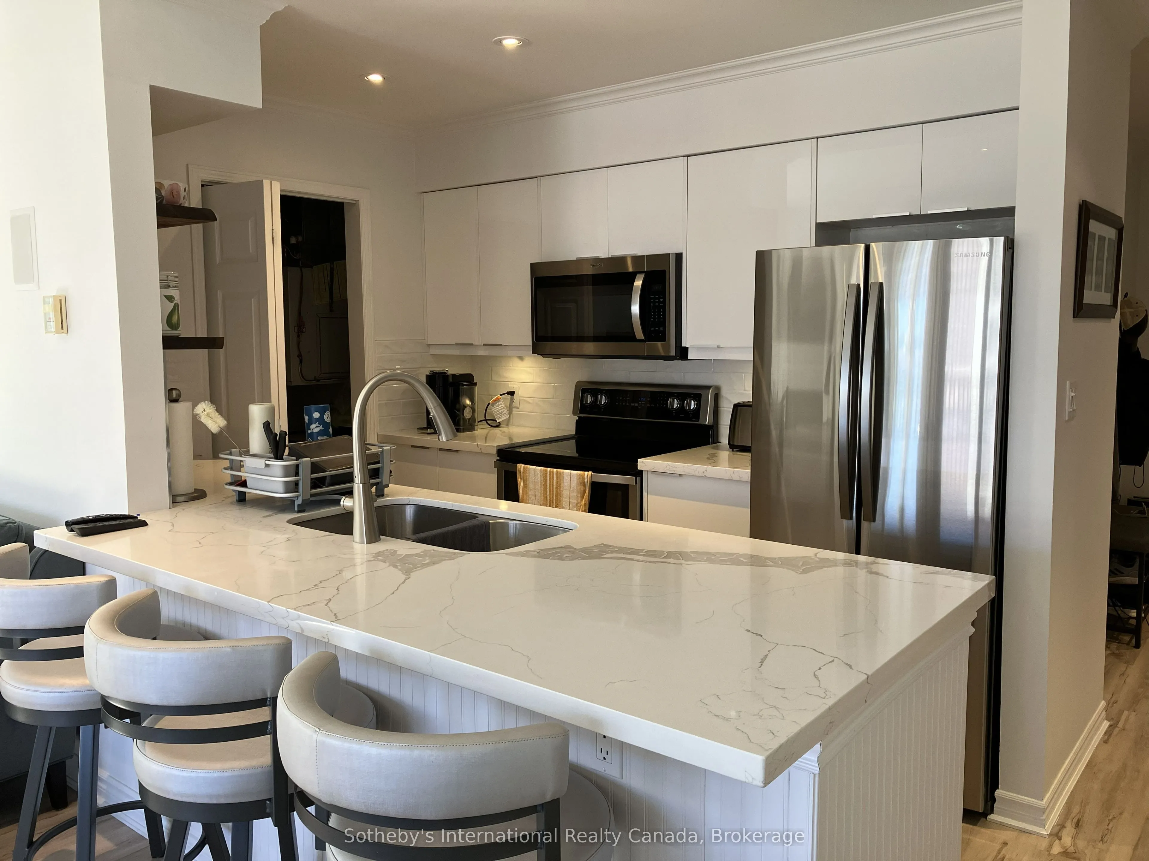 679 Johnston Park Avenue #12