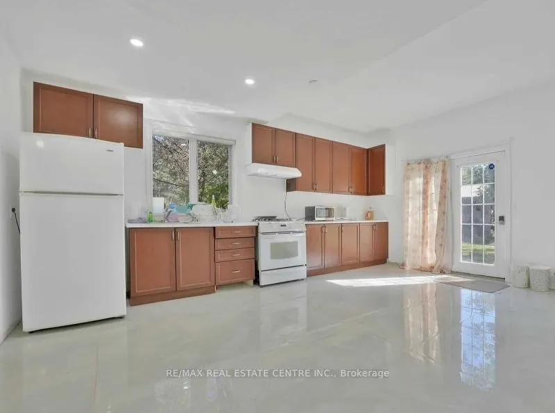 7779 Somerset Drive