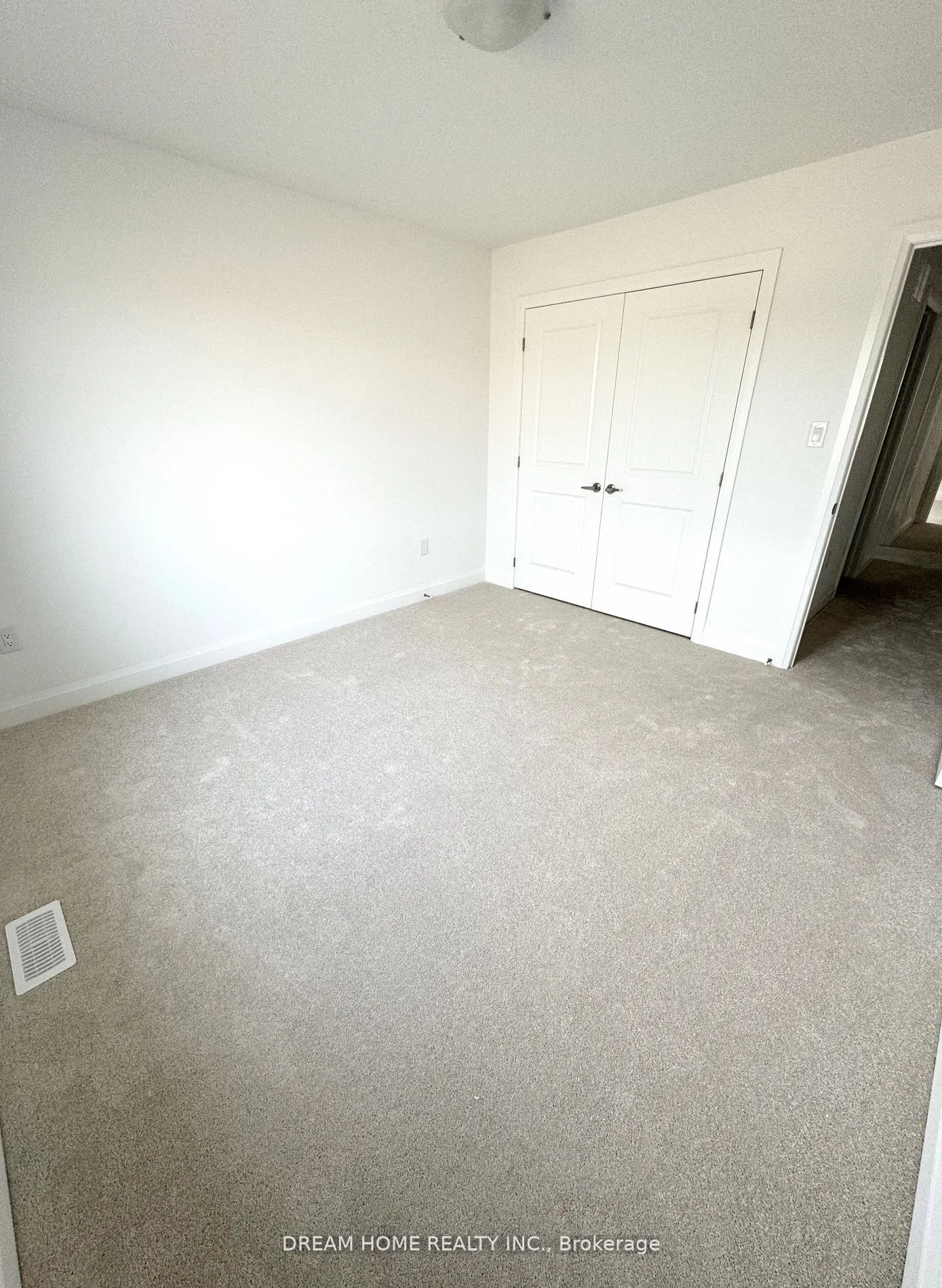 7 Gateway Drive