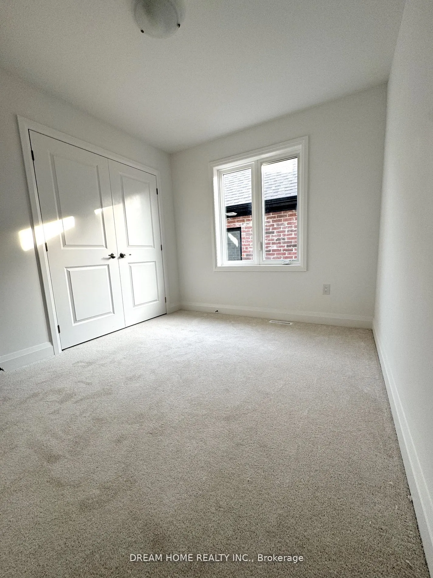7 Gateway Drive