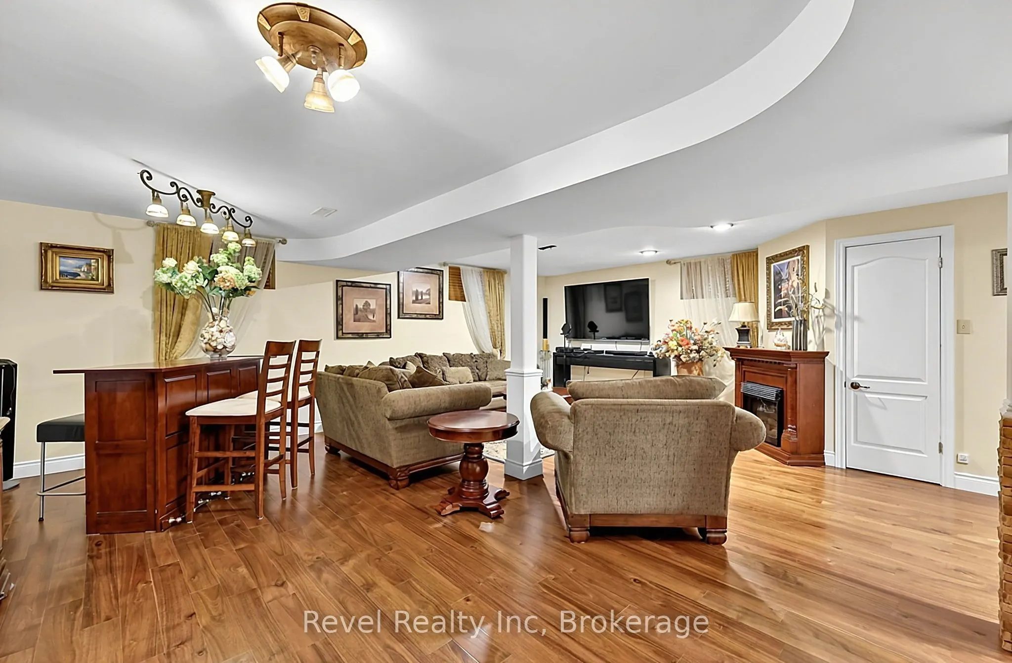 161 Desroches Trail