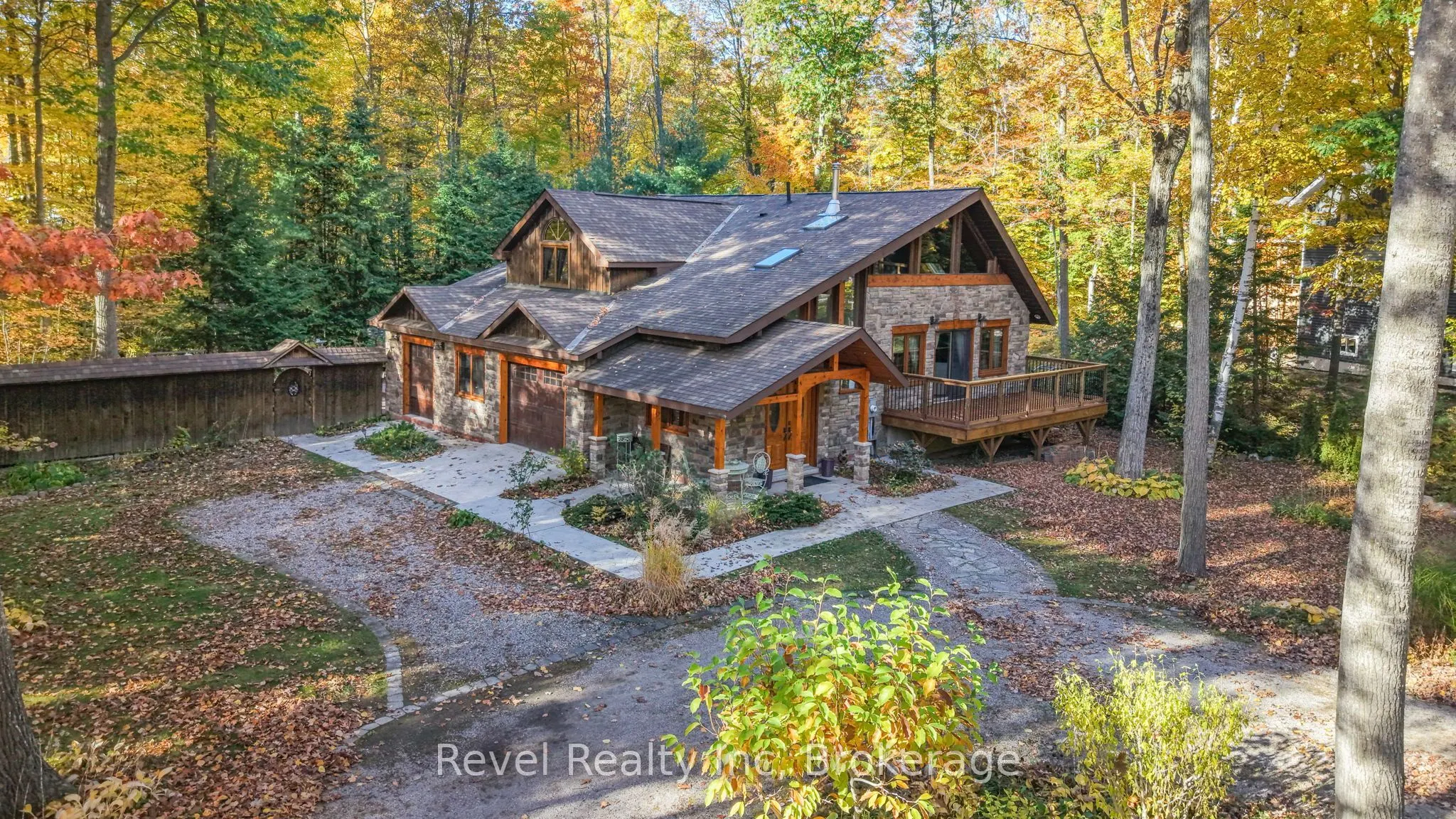 161 Desroches Trail