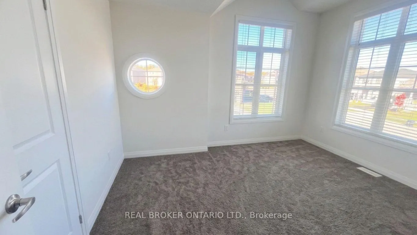 77 FEDERICA Crescent