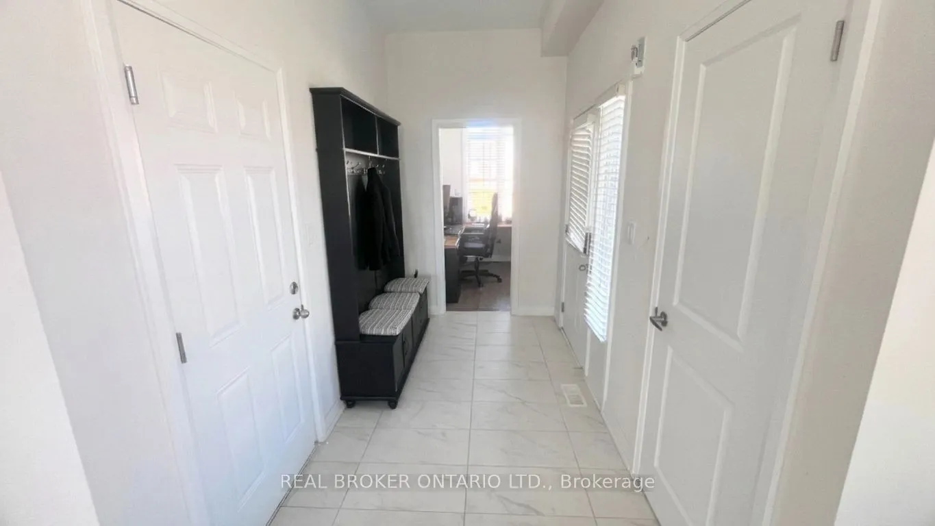 77 FEDERICA Crescent
