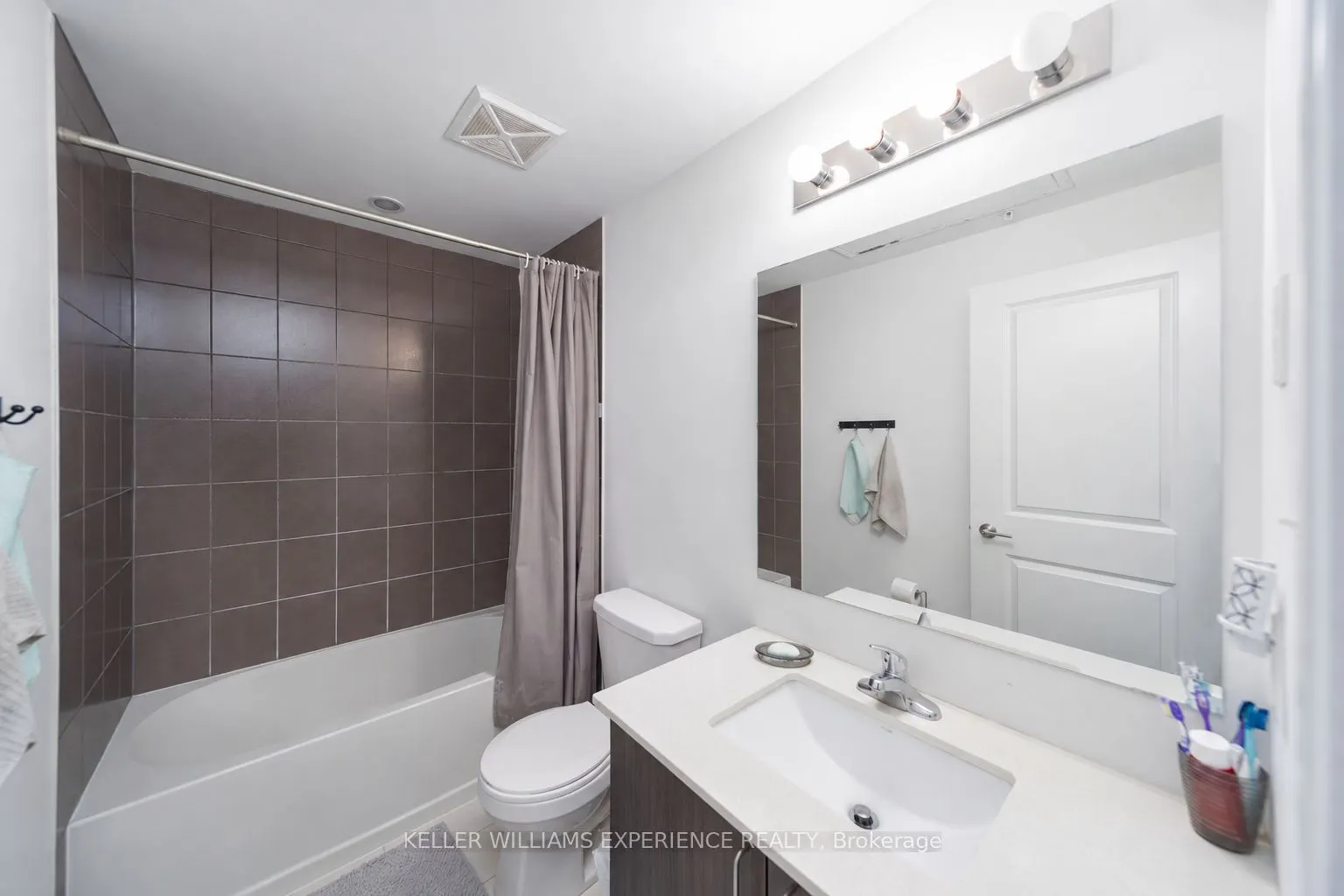 302 Essa Road #113
