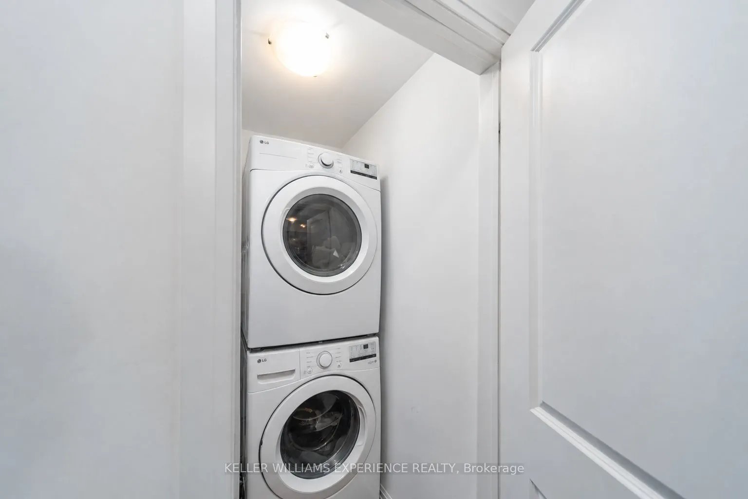 302 Essa Road #113