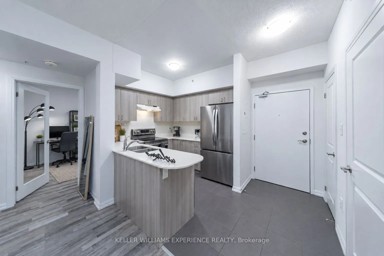 302 Essa Road #113