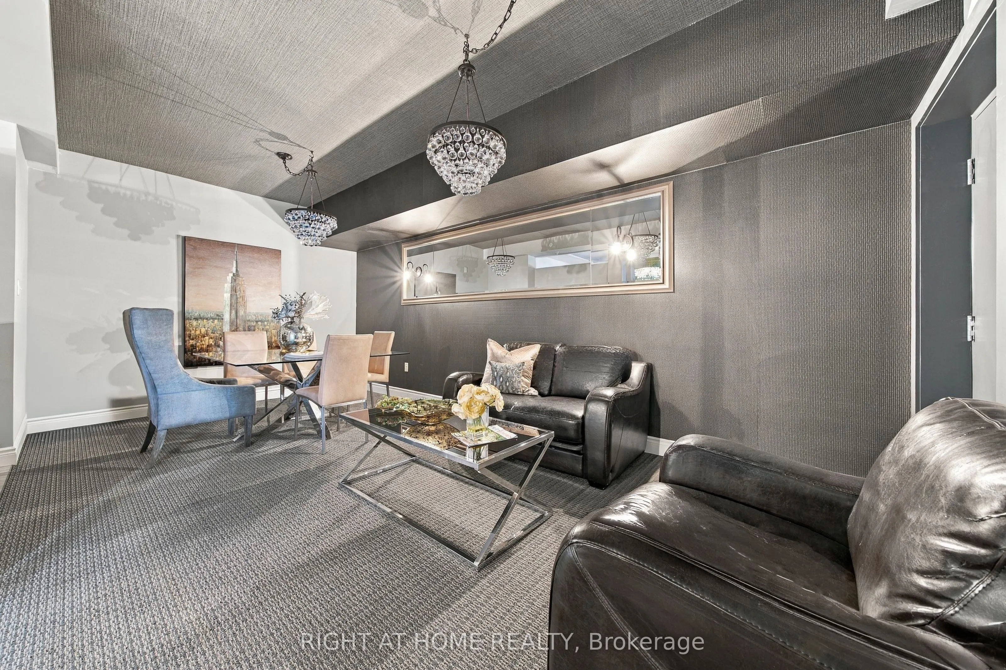 40 Ferndale Drive S #408