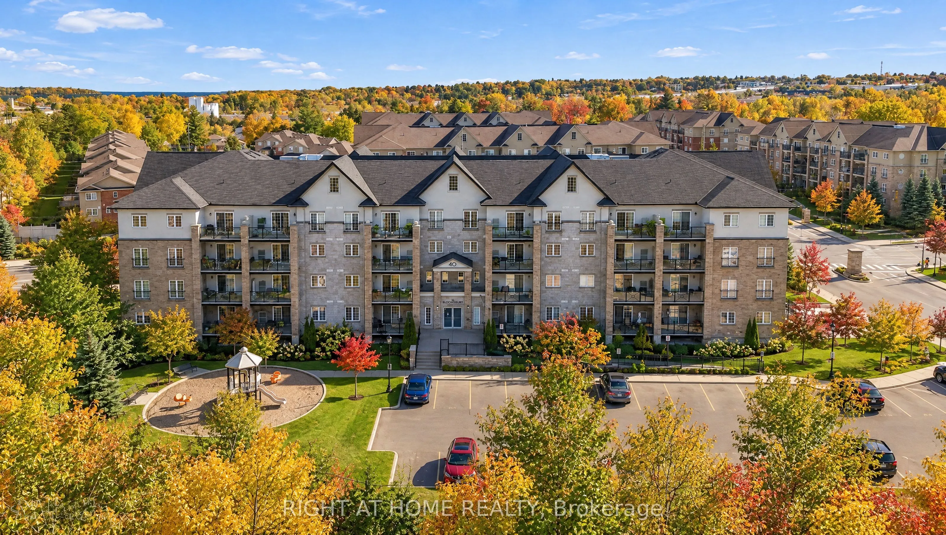40 Ferndale Drive S #408