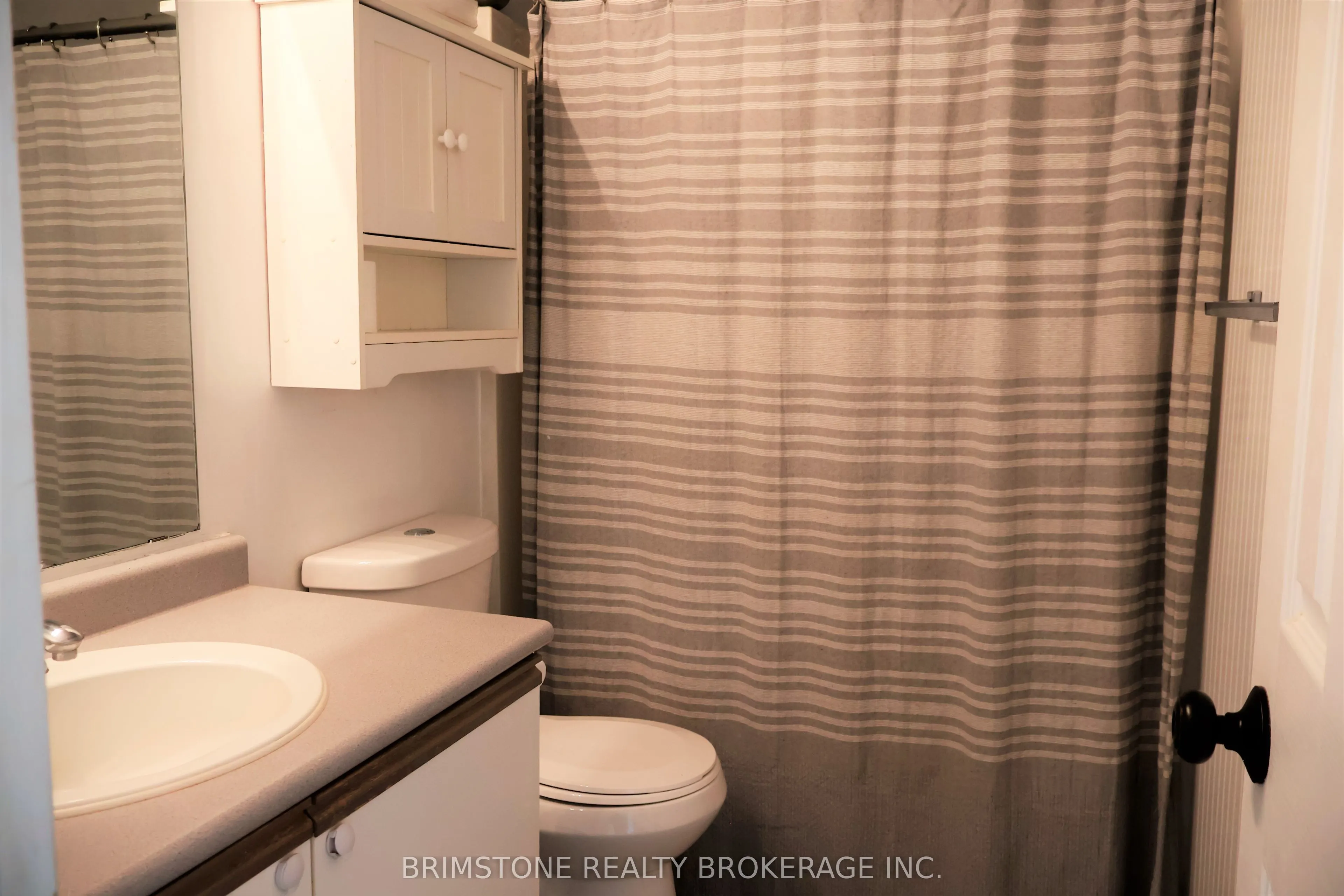 204 Pickett Crescent